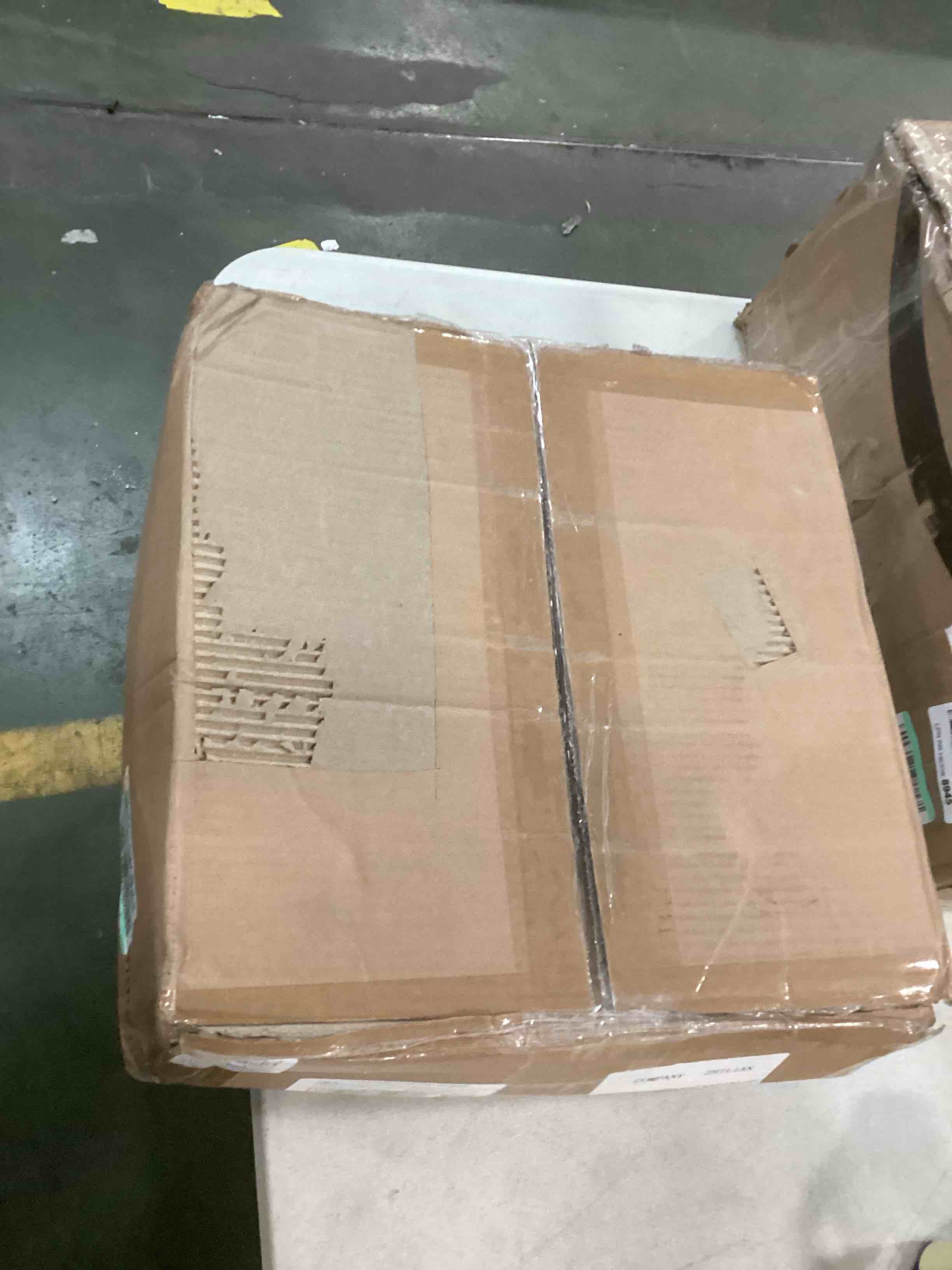 https://s3.amazonaws.com/lotting-images-prod/bidfta/BLU5821488_1706016806938.jpeg