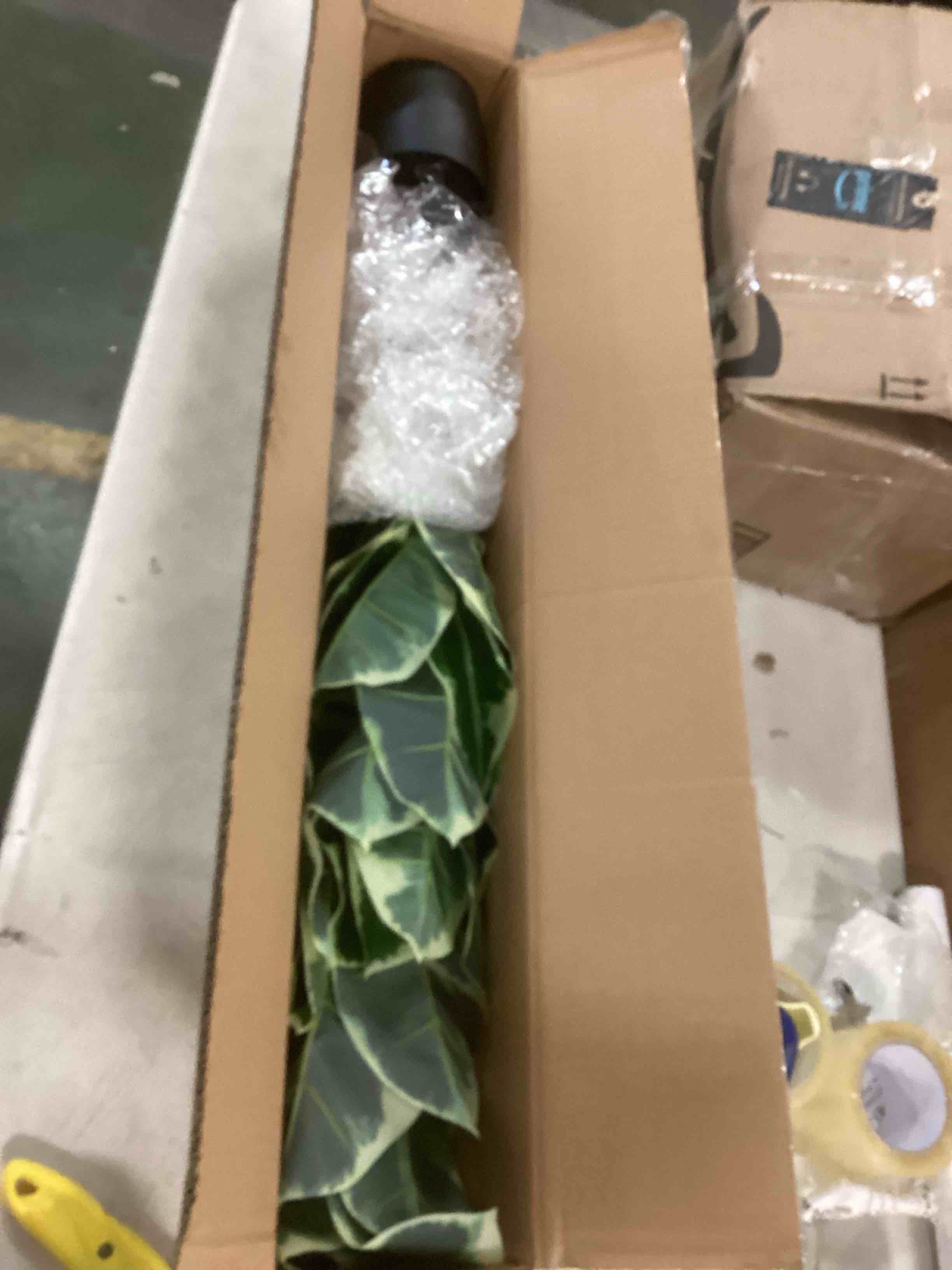 https://s3.amazonaws.com/lotting-images-prod/bidfta/BLU5821531_1706020340667.jpeg