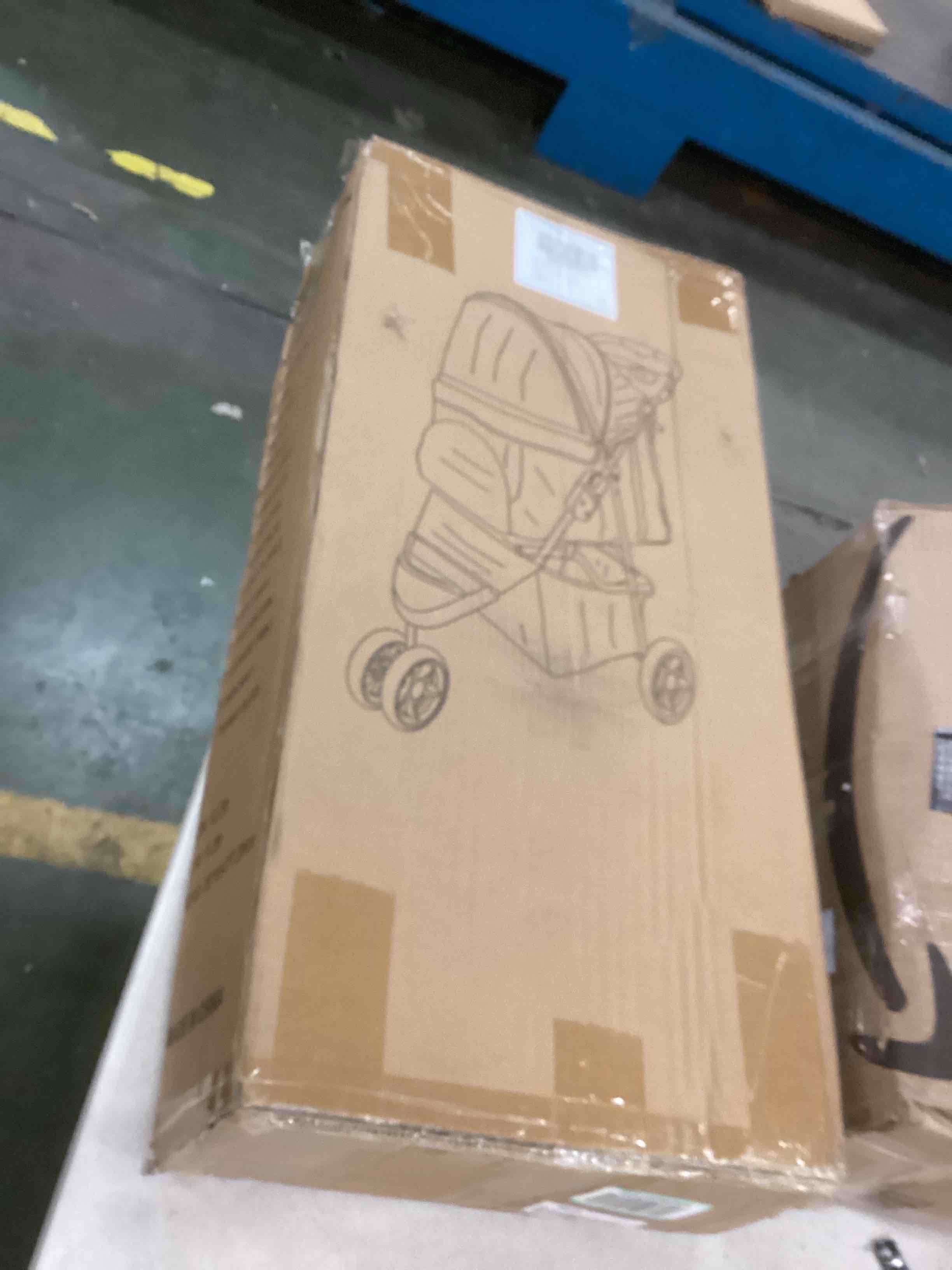 https://s3.amazonaws.com/lotting-images-prod/bidfta/BLU5821573_1706024828822.jpeg