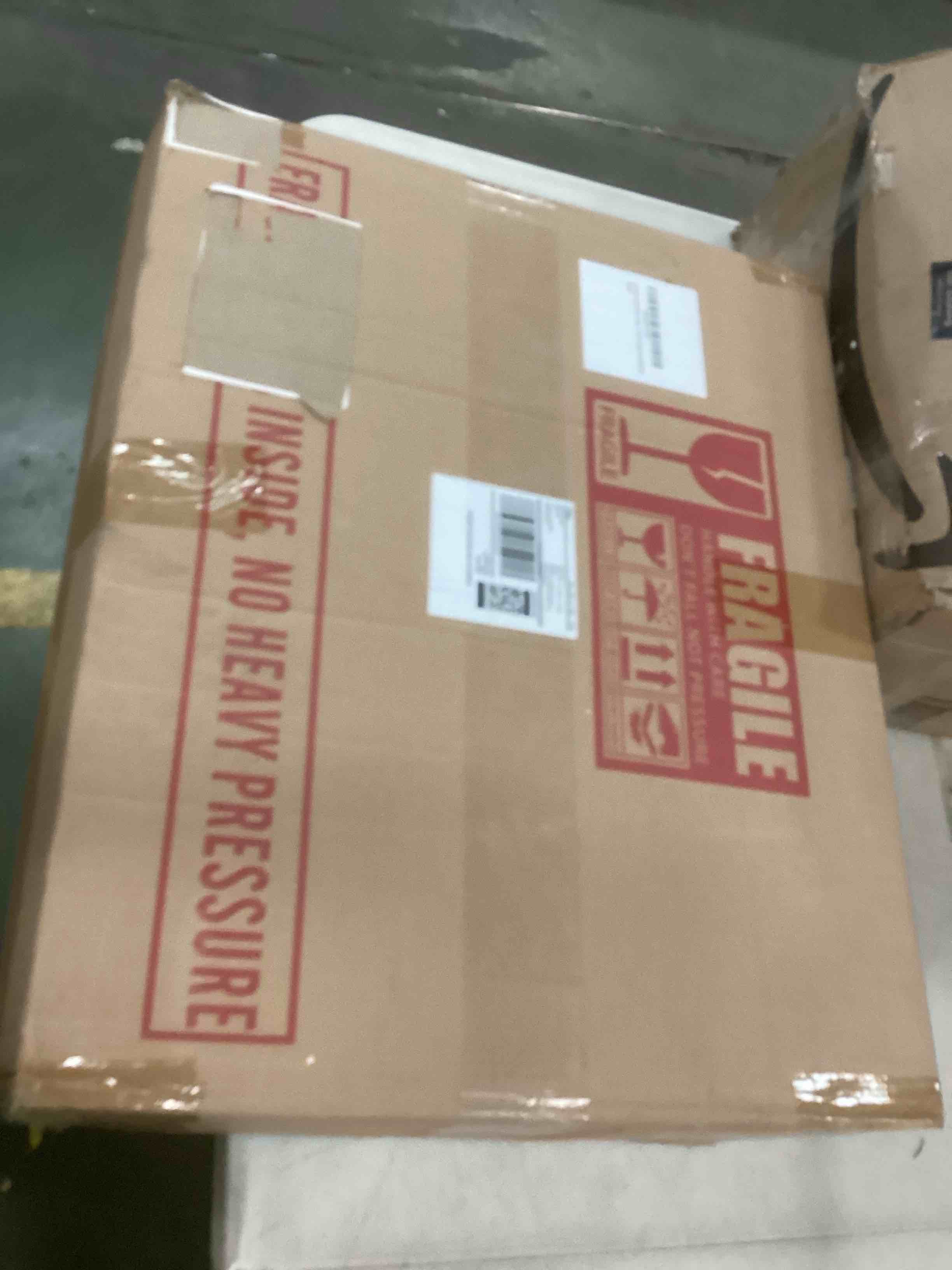 https://s3.amazonaws.com/lotting-images-prod/bidfta/BLU5821582_1706025503475.jpeg