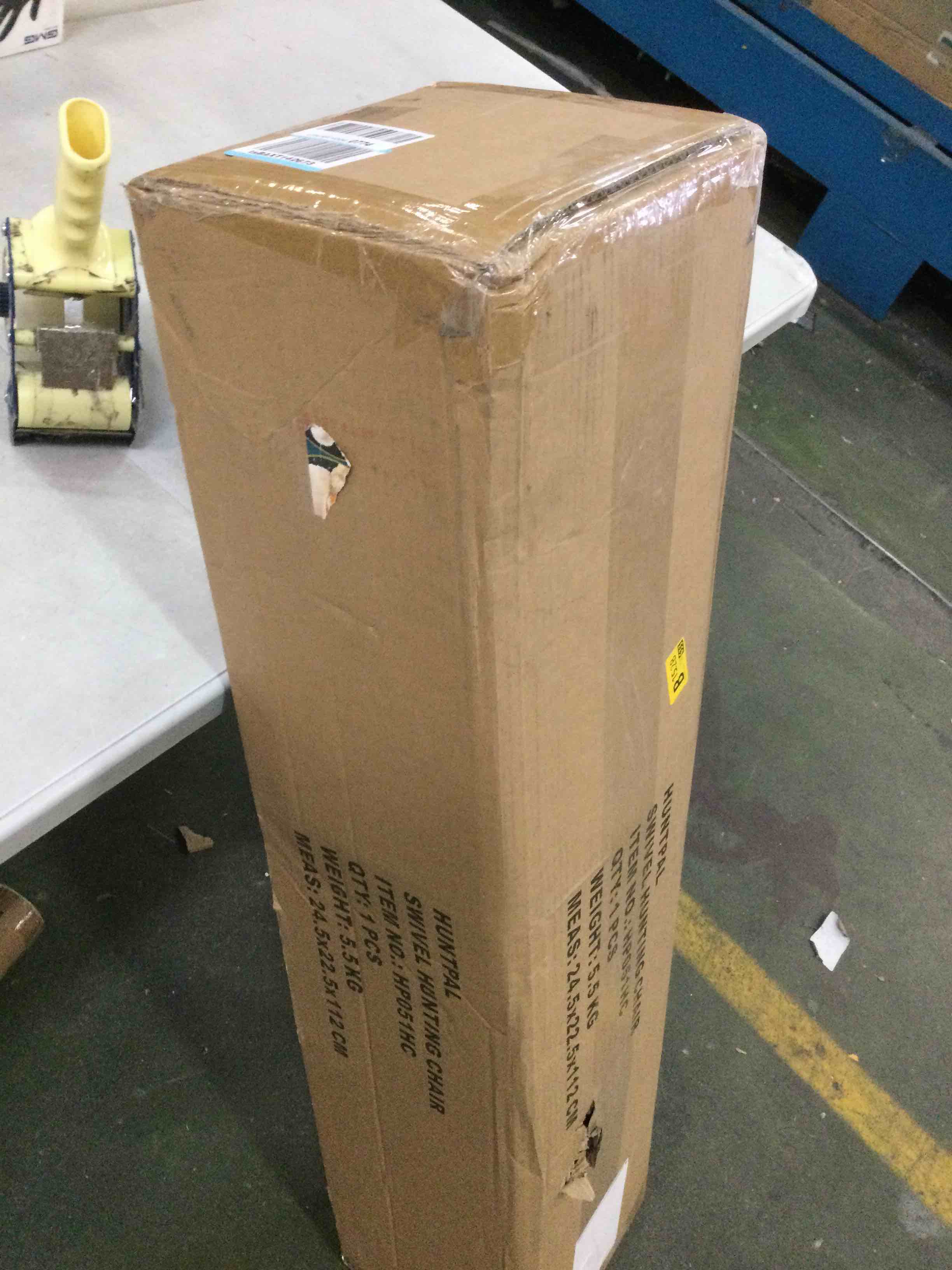 https://s3.amazonaws.com/lotting-images-prod/bidfta/BLU5822236_1705764438933.jpeg