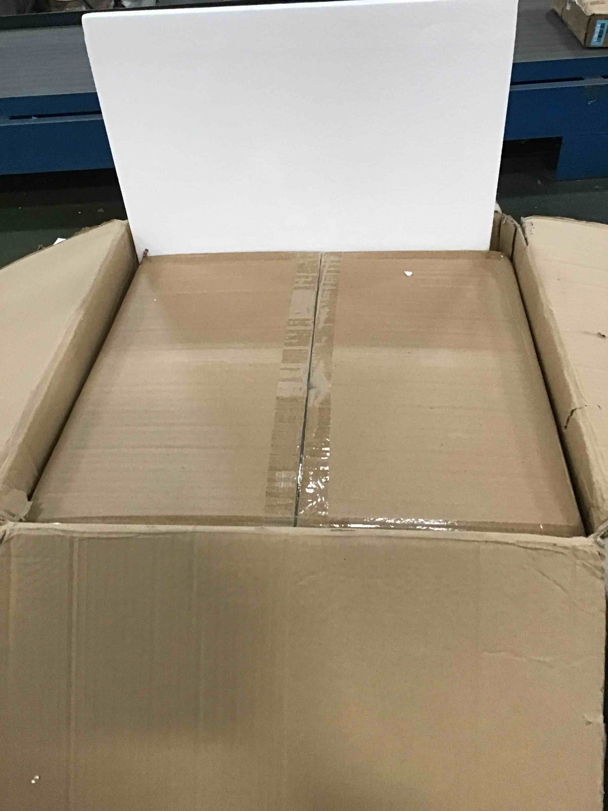 https://s3.amazonaws.com/lotting-images-prod/bidfta/BLU5822440_1705932403443.jpeg