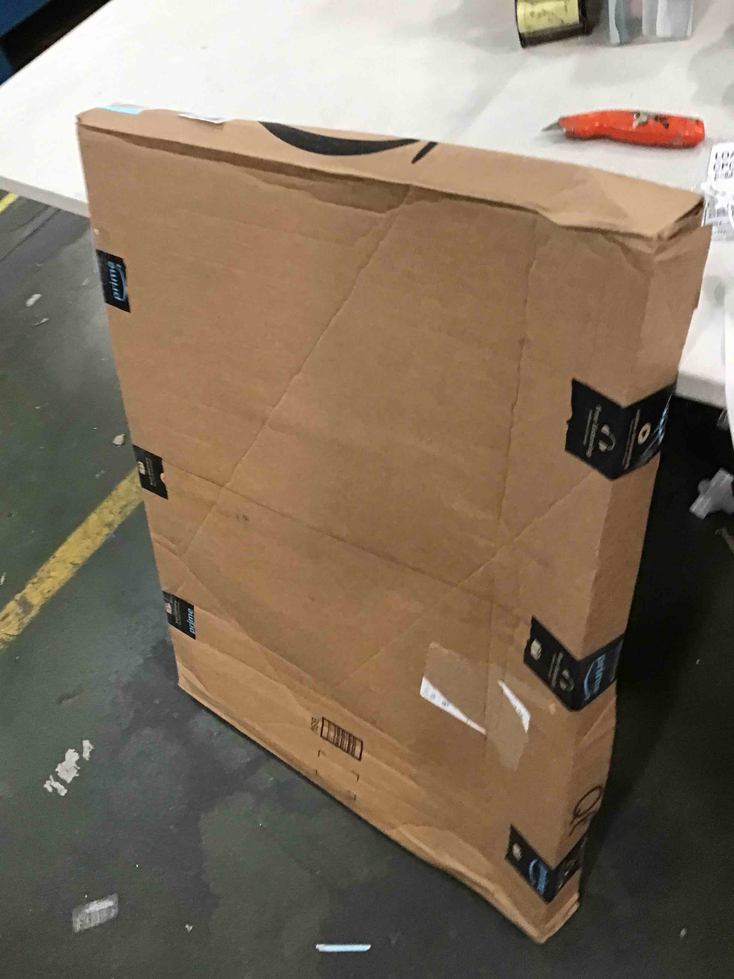 https://s3.amazonaws.com/lotting-images-prod/bidfta/BLU5822442_1705932623369.jpeg