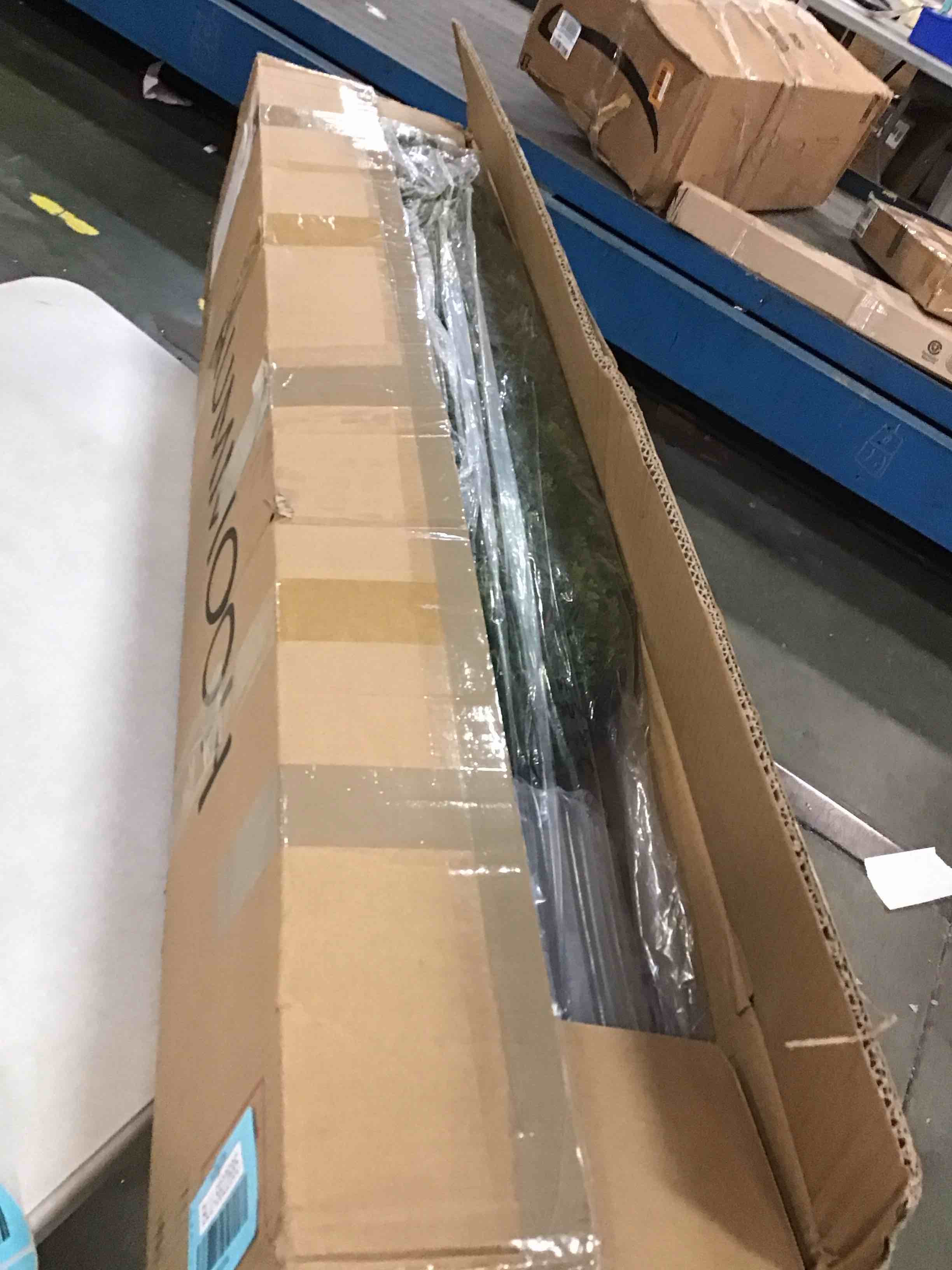 https://s3.amazonaws.com/lotting-images-prod/bidfta/BLU5822685_1706036627637.jpeg