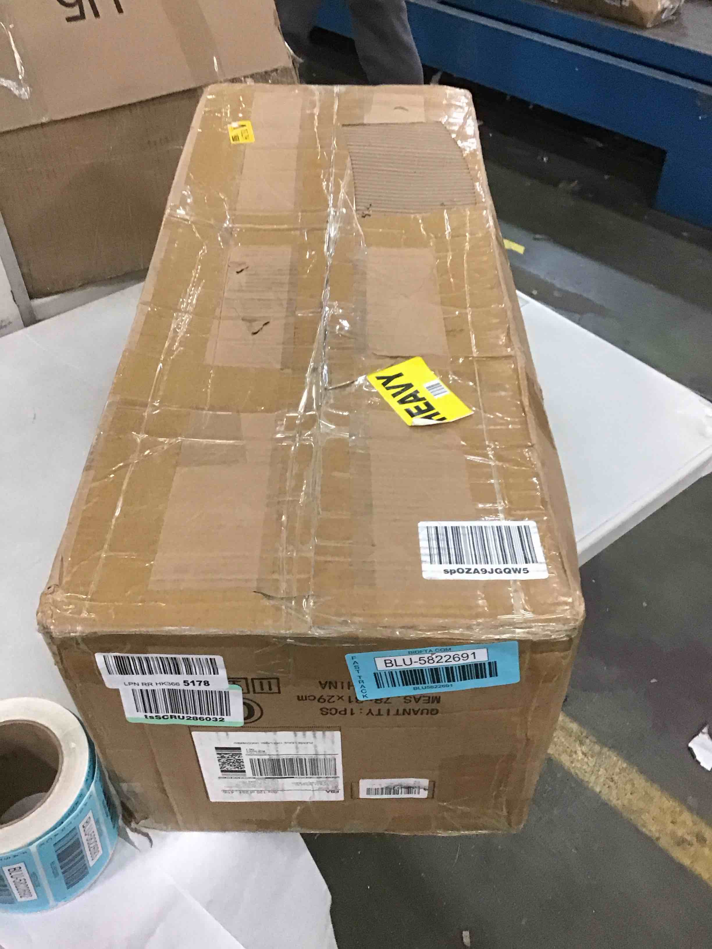 https://s3.amazonaws.com/lotting-images-prod/bidfta/BLU5822691_1706037188291.jpeg