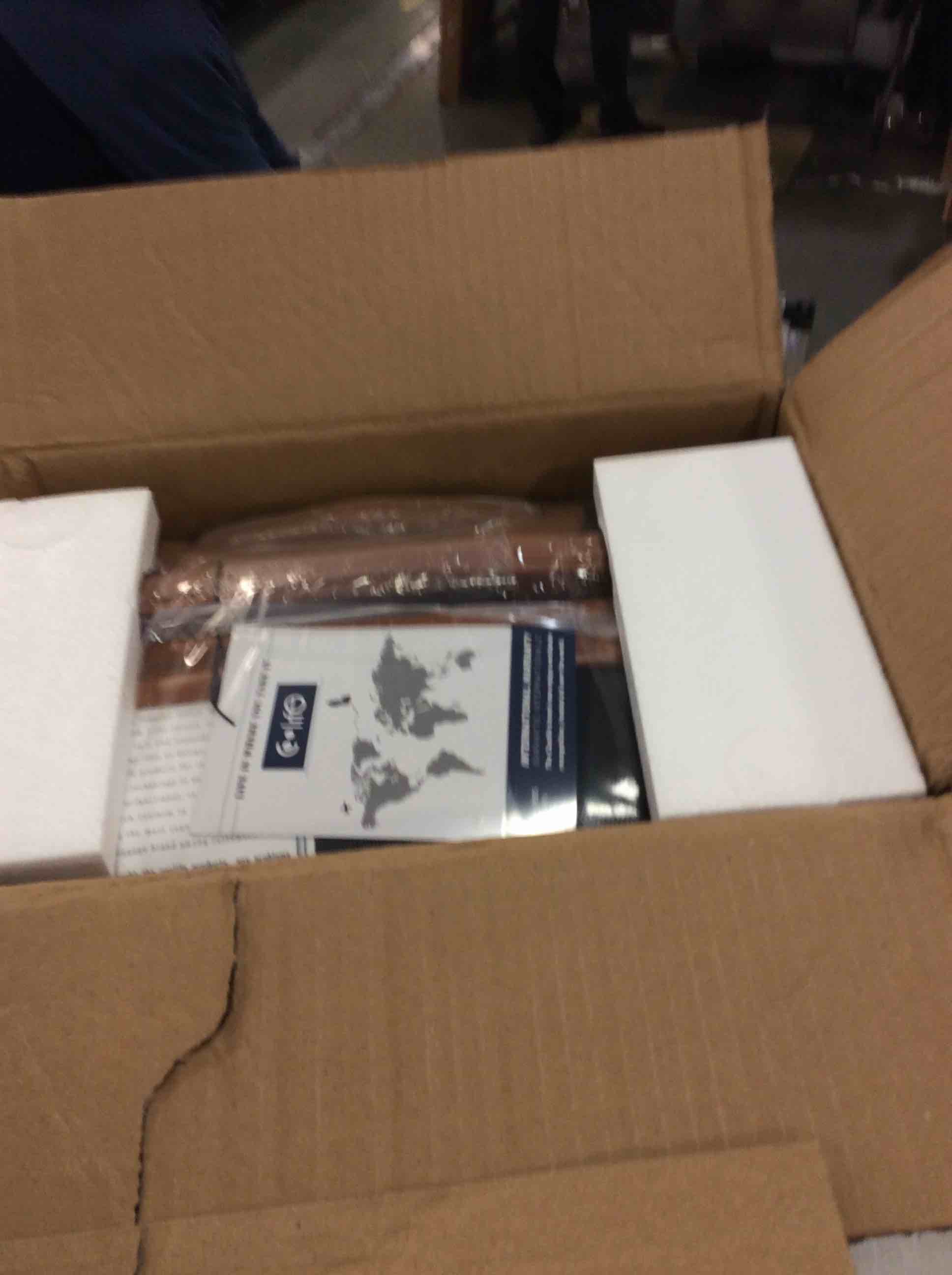 https://s3.amazonaws.com/lotting-images-prod/bidfta/BLU5822754_1706097827562.jpeg