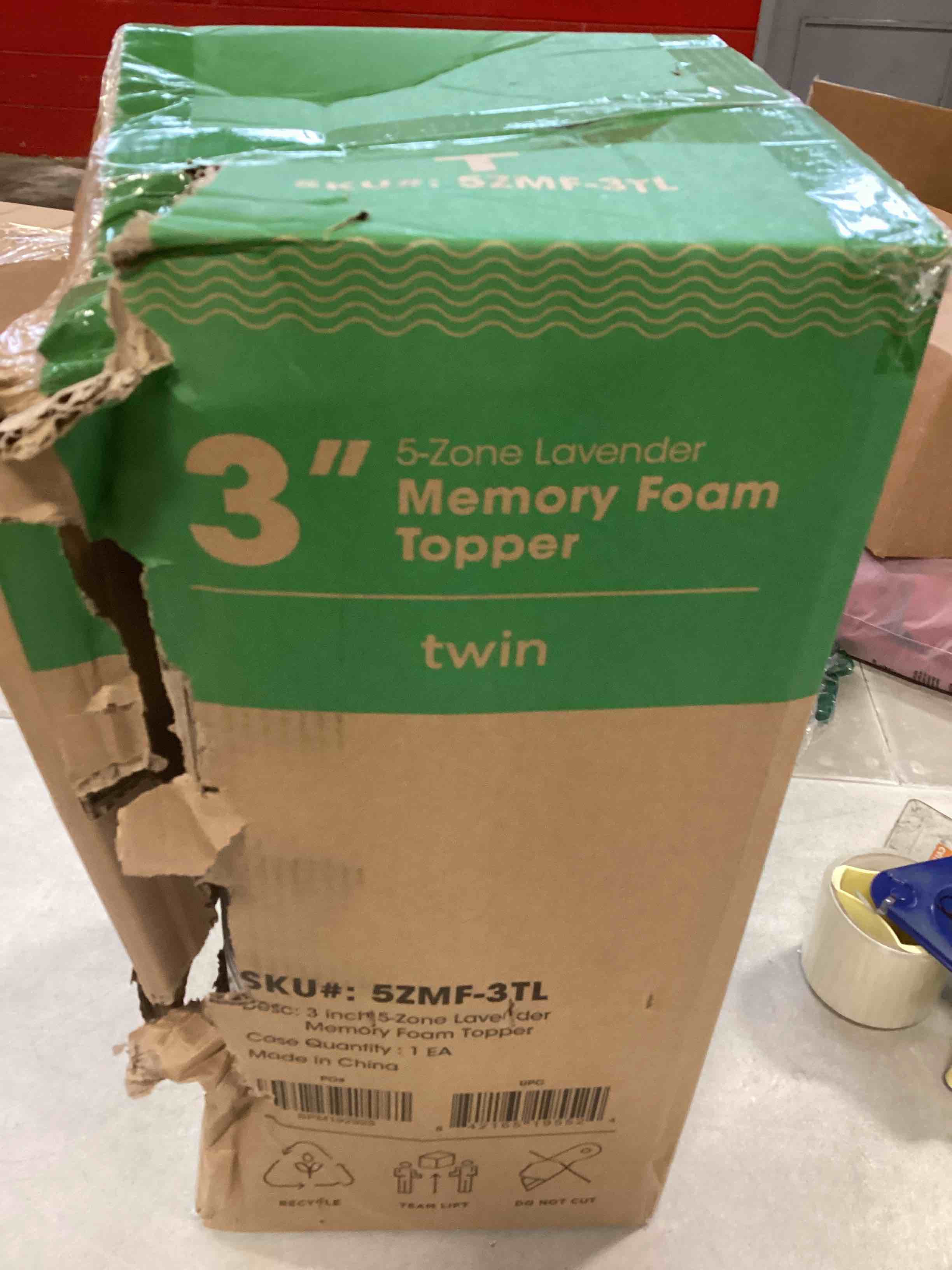https://s3.amazonaws.com/lotting-images-prod/bidfta/BLU5824354_1706124591724.jpeg