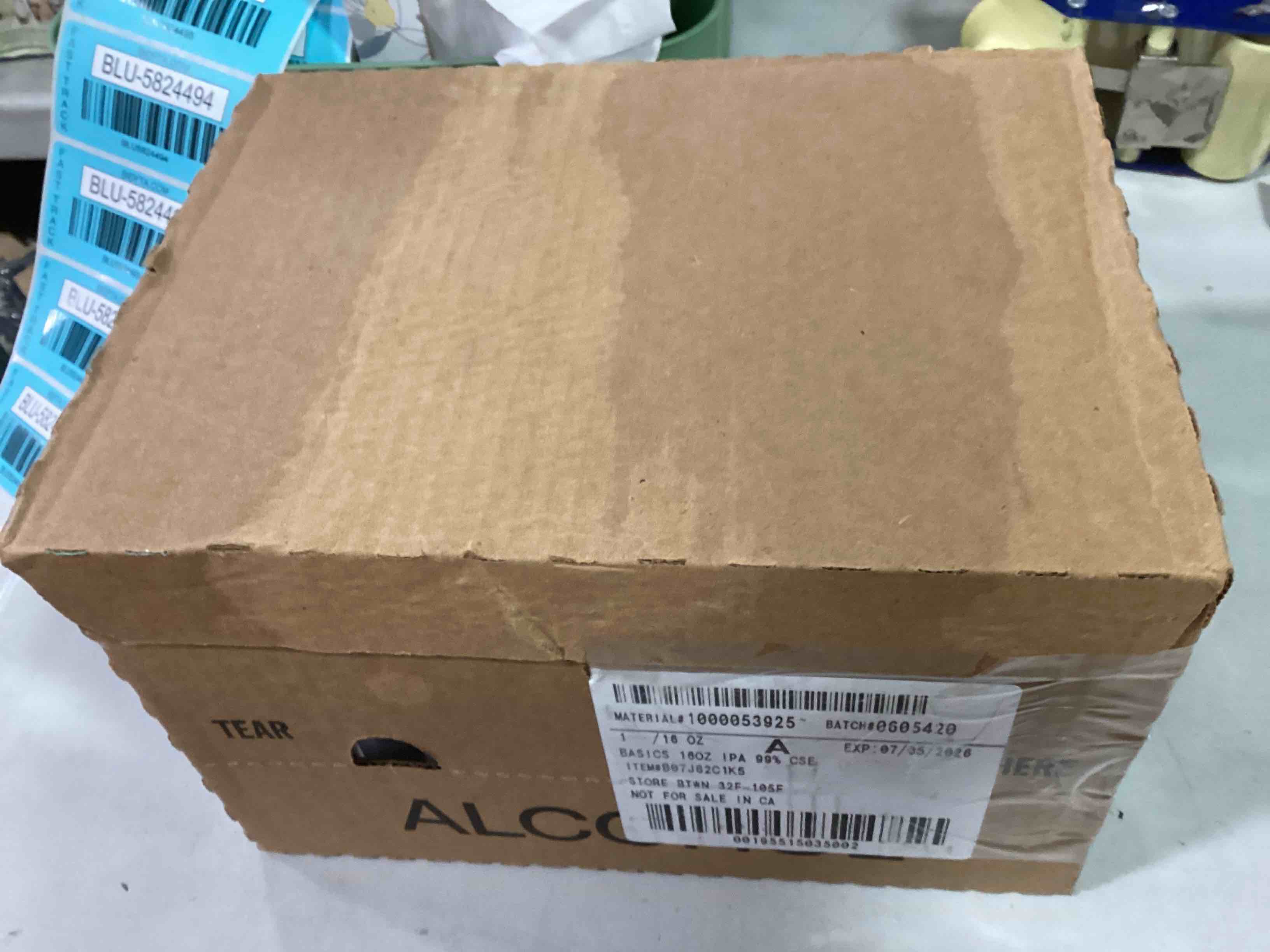 https://s3.amazonaws.com/lotting-images-prod/bidfta/BLU5824492_1706187822122.jpeg