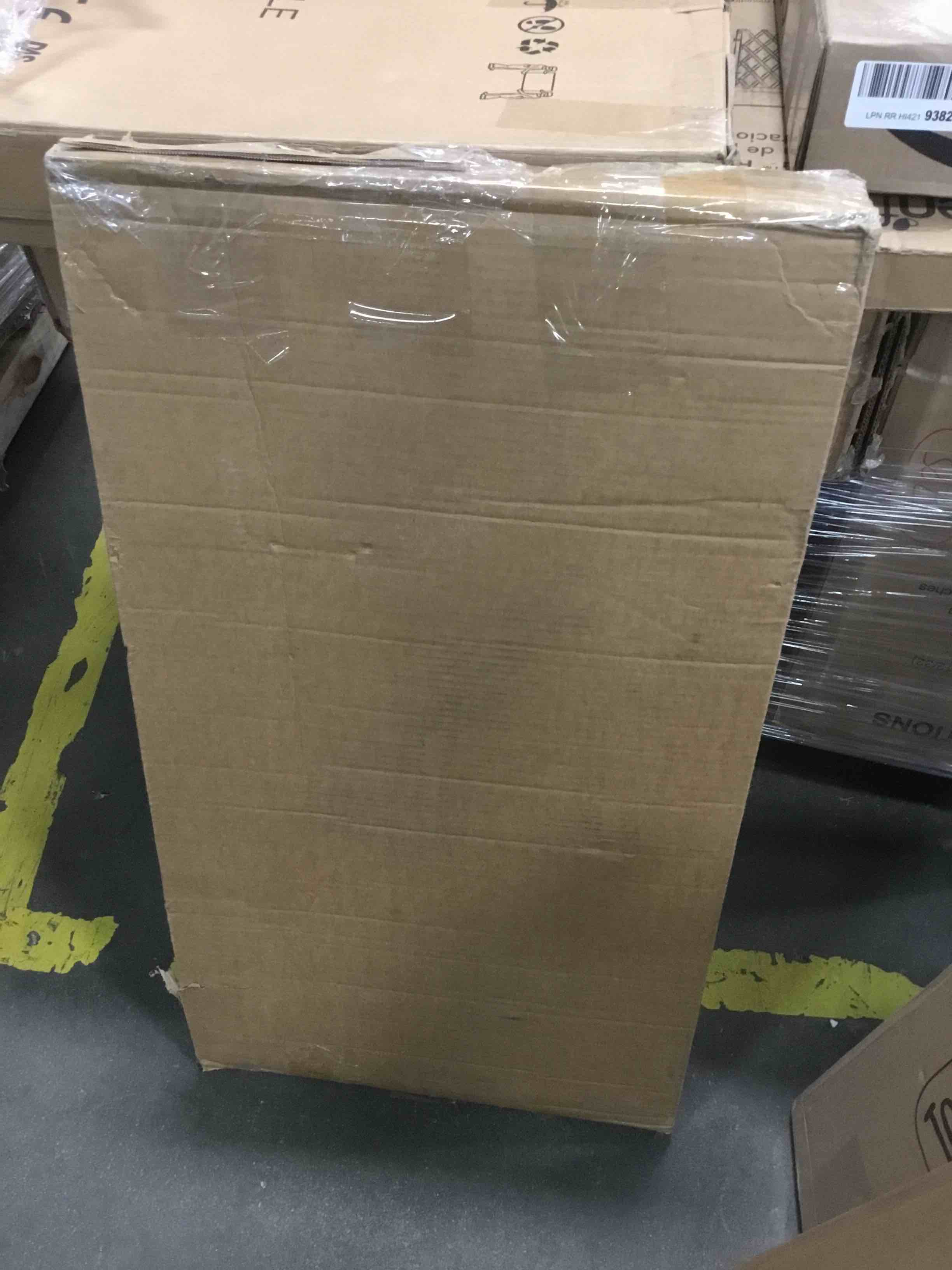 https://s3.amazonaws.com/lotting-images-prod/bidfta/BLU5825160_1706114269667.jpeg
