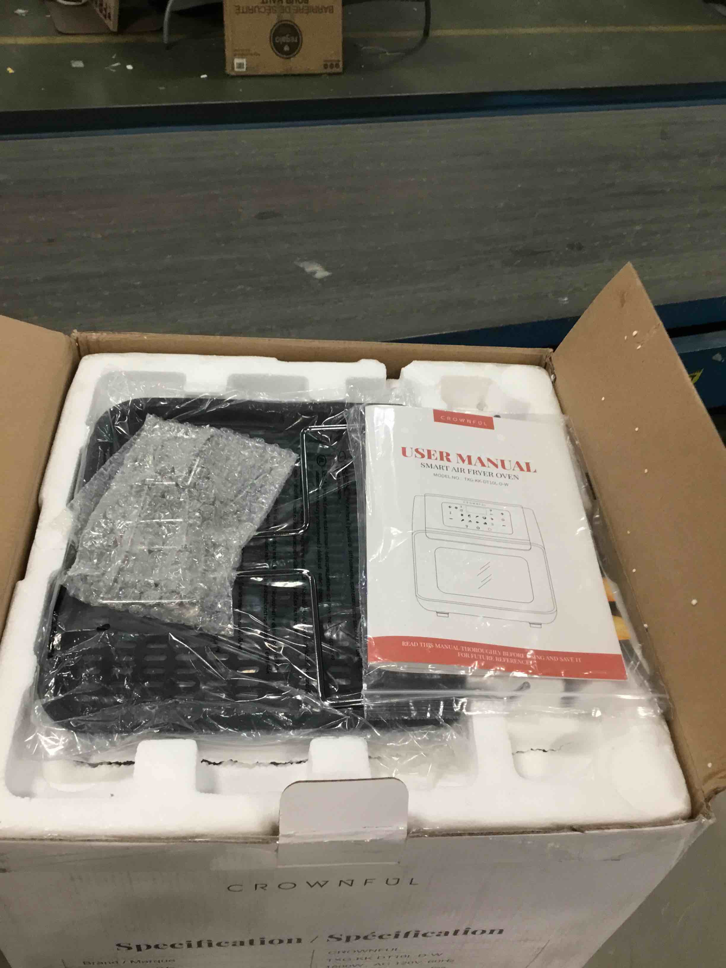 https://s3.amazonaws.com/lotting-images-prod/bidfta/BLU5825488_1706214041315.jpeg