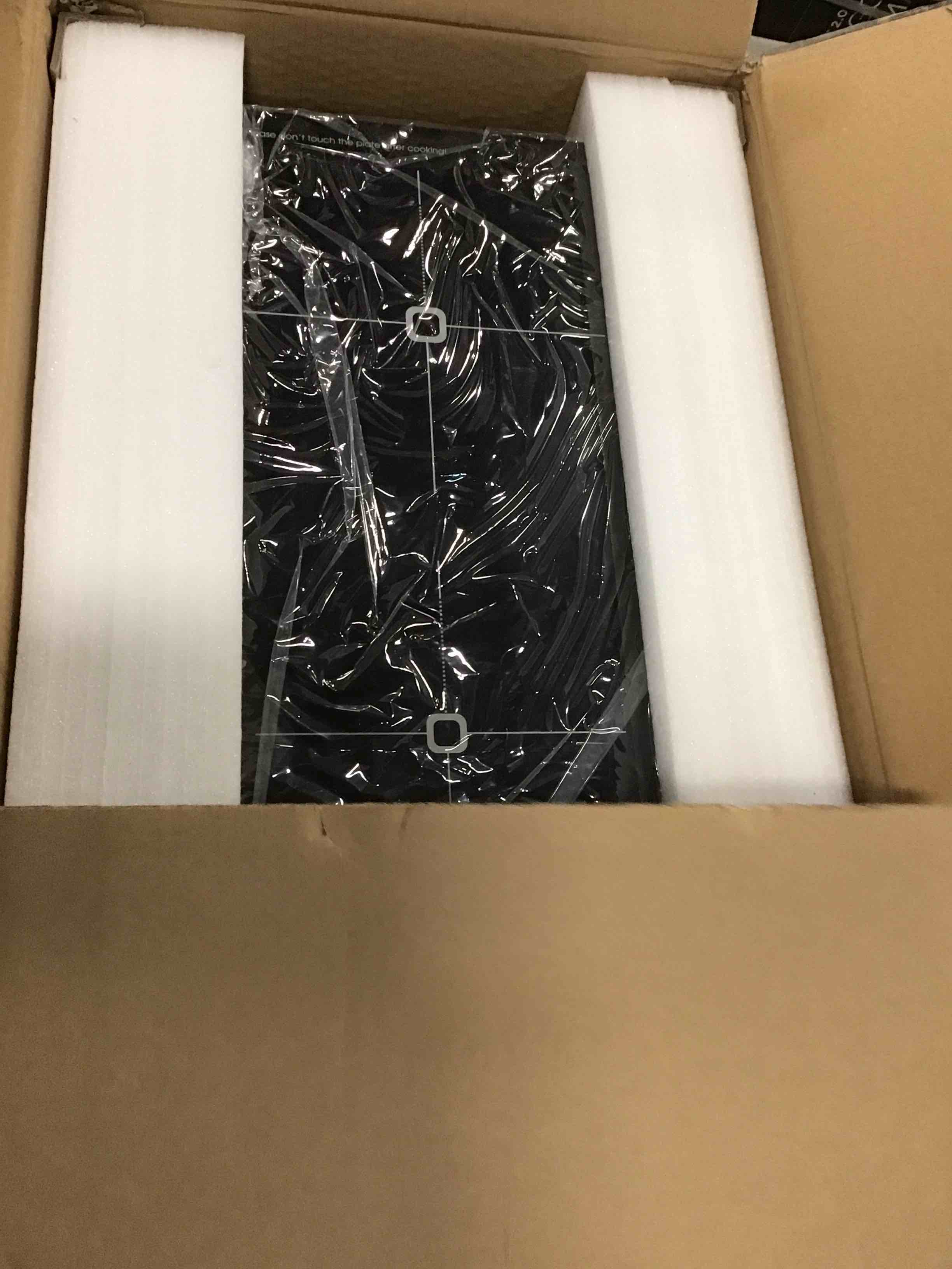 https://s3.amazonaws.com/lotting-images-prod/bidfta/BLU5825896_1706624912558.jpeg