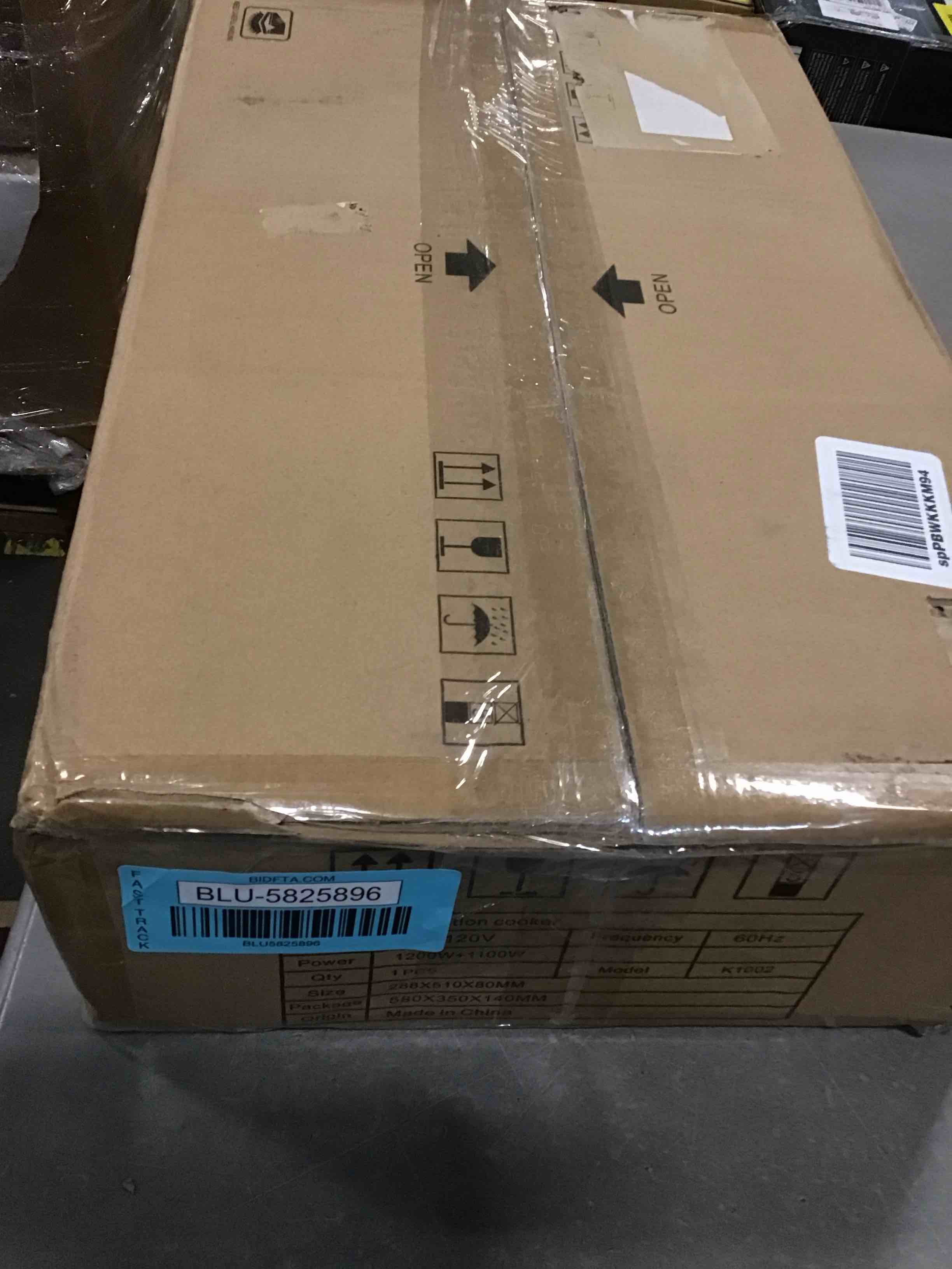 https://s3.amazonaws.com/lotting-images-prod/bidfta/BLU5825896_1706624932275.jpeg