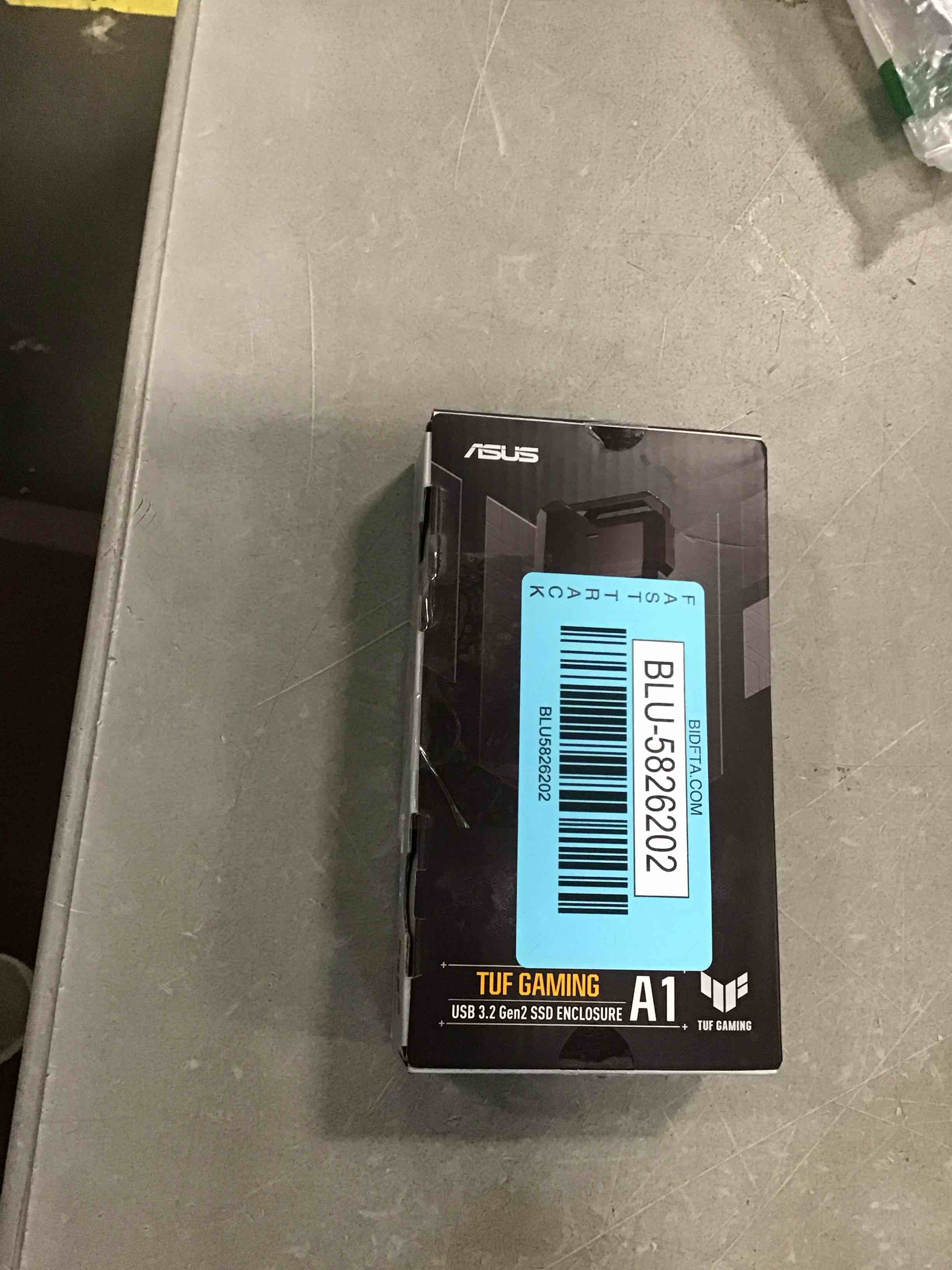 https://s3.amazonaws.com/lotting-images-prod/bidfta/BLU5826202_1706721329729.jpeg