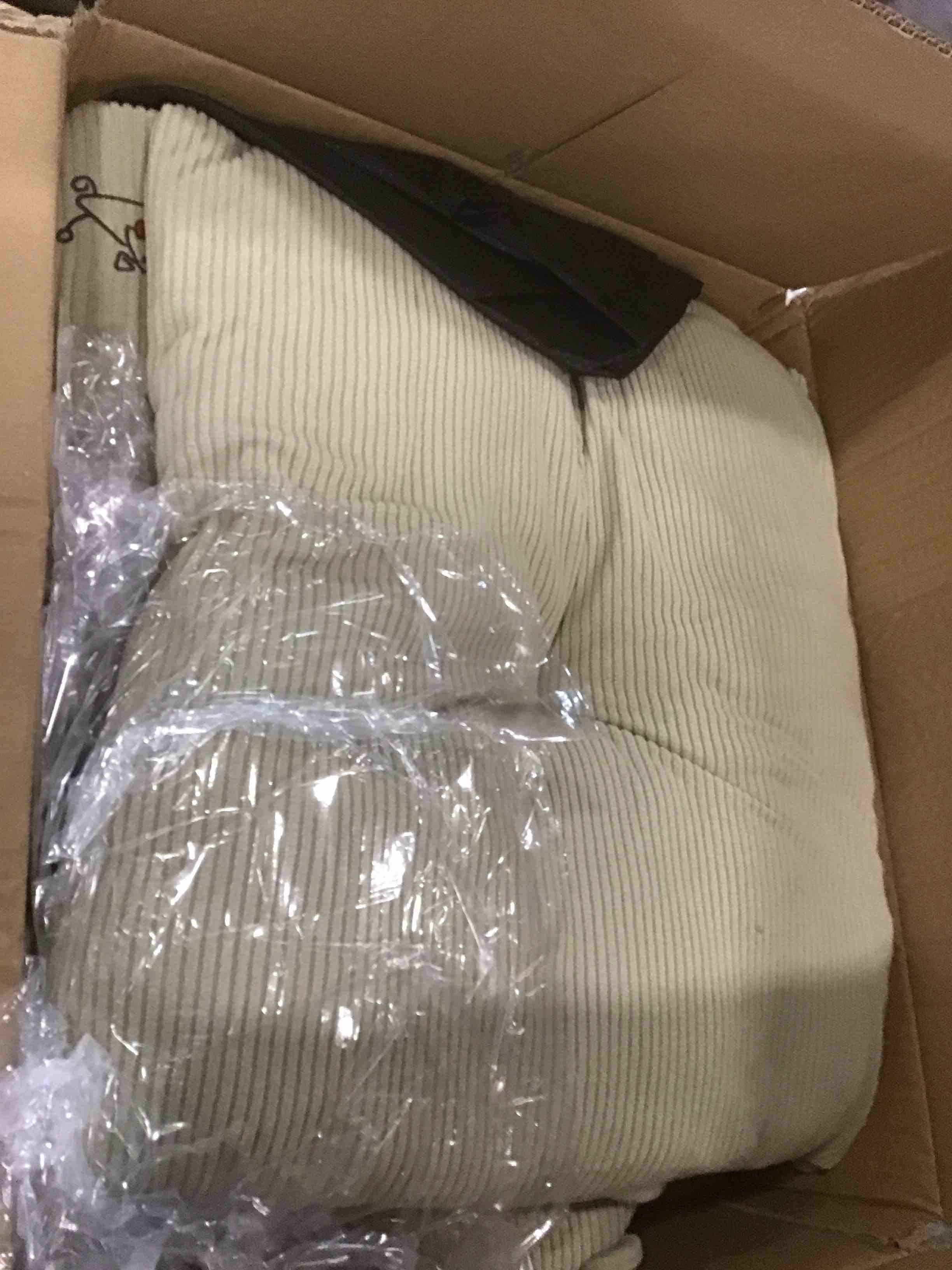 https://s3.amazonaws.com/lotting-images-prod/bidfta/BLU5826357_1706889529002.jpeg