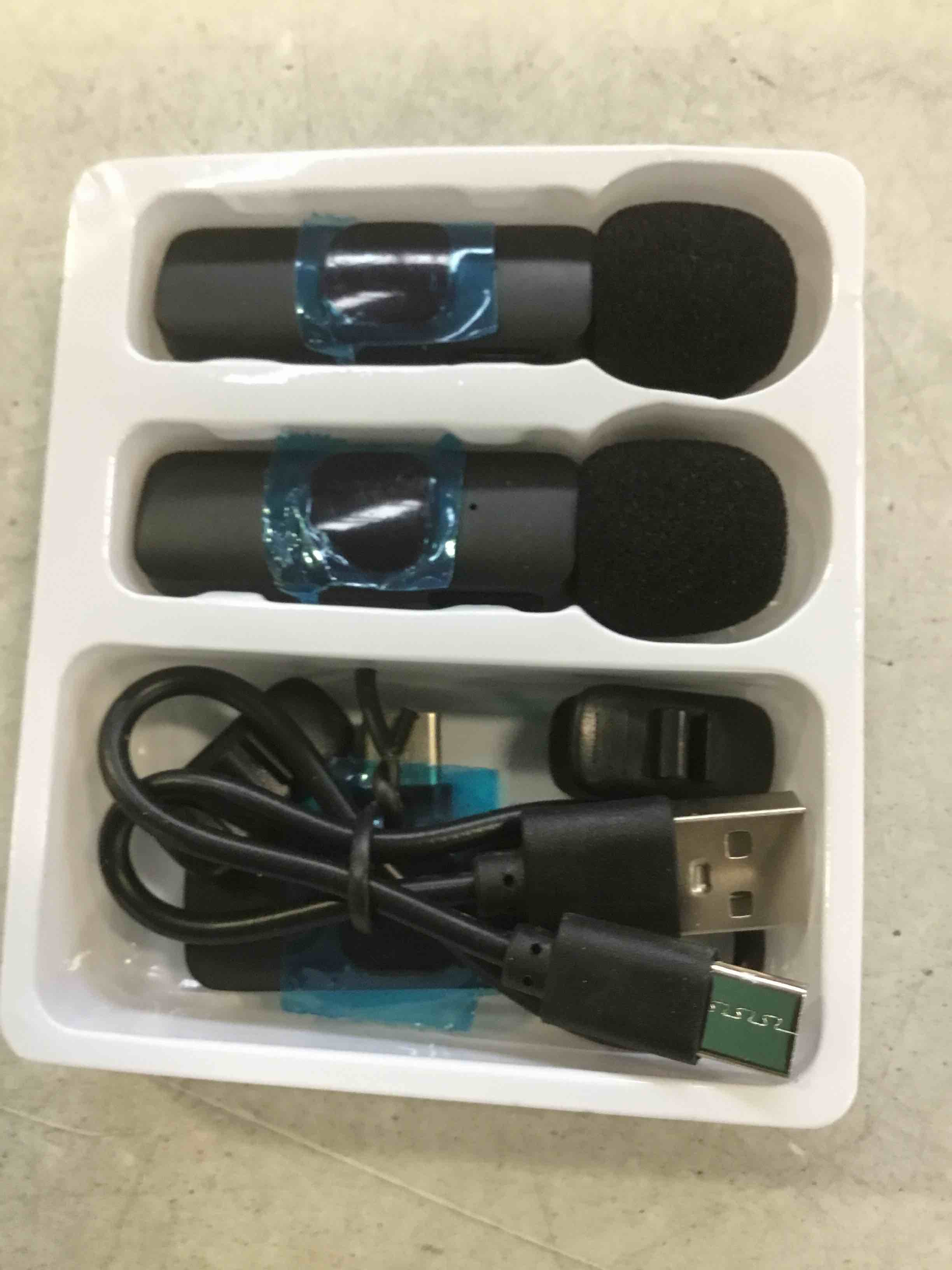 https://s3.amazonaws.com/lotting-images-prod/bidfta/BLU5826898_1706629137260.jpeg
