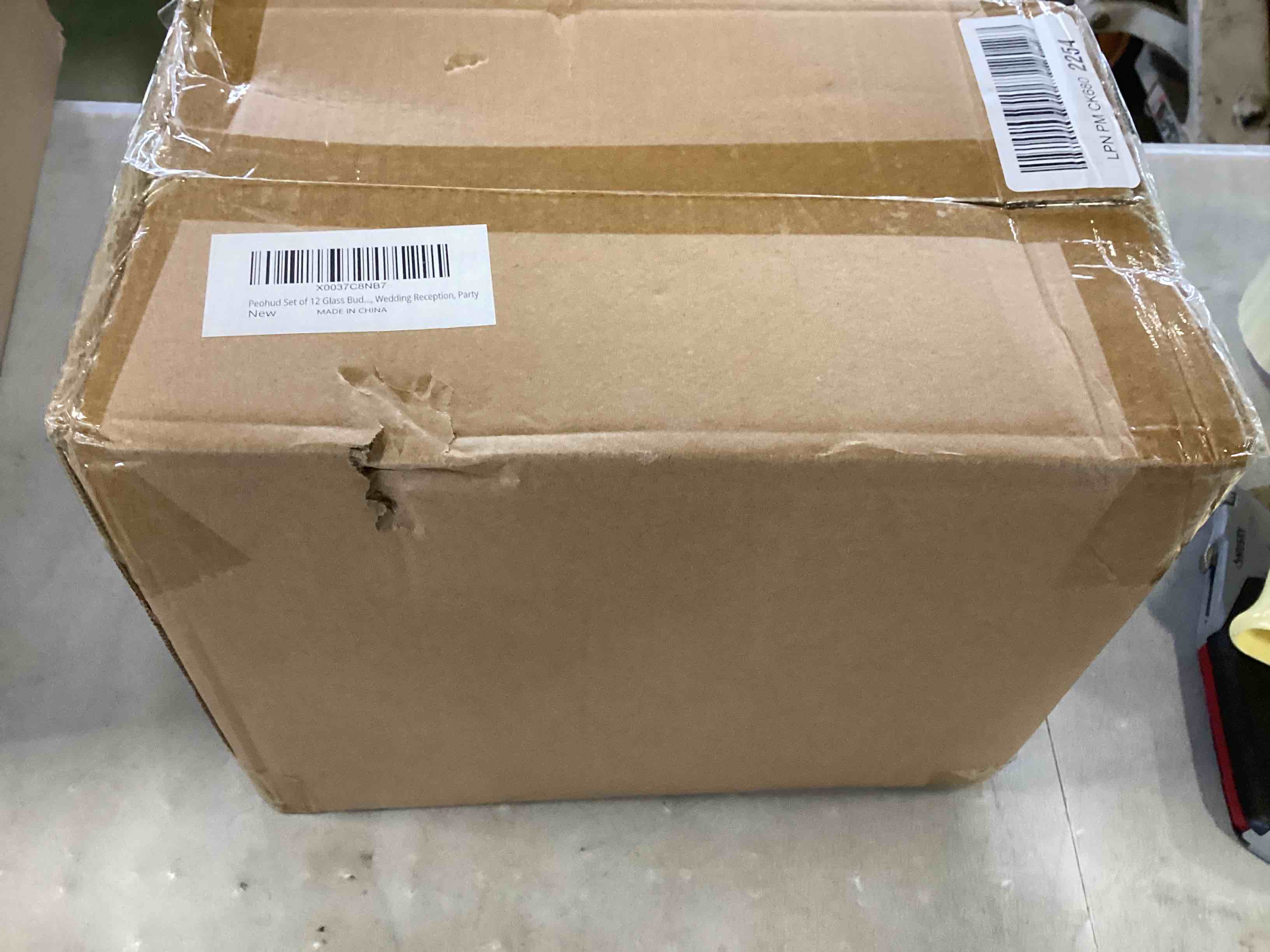 https://s3.amazonaws.com/lotting-images-prod/bidfta/BLU5827771_1706803941620.jpeg