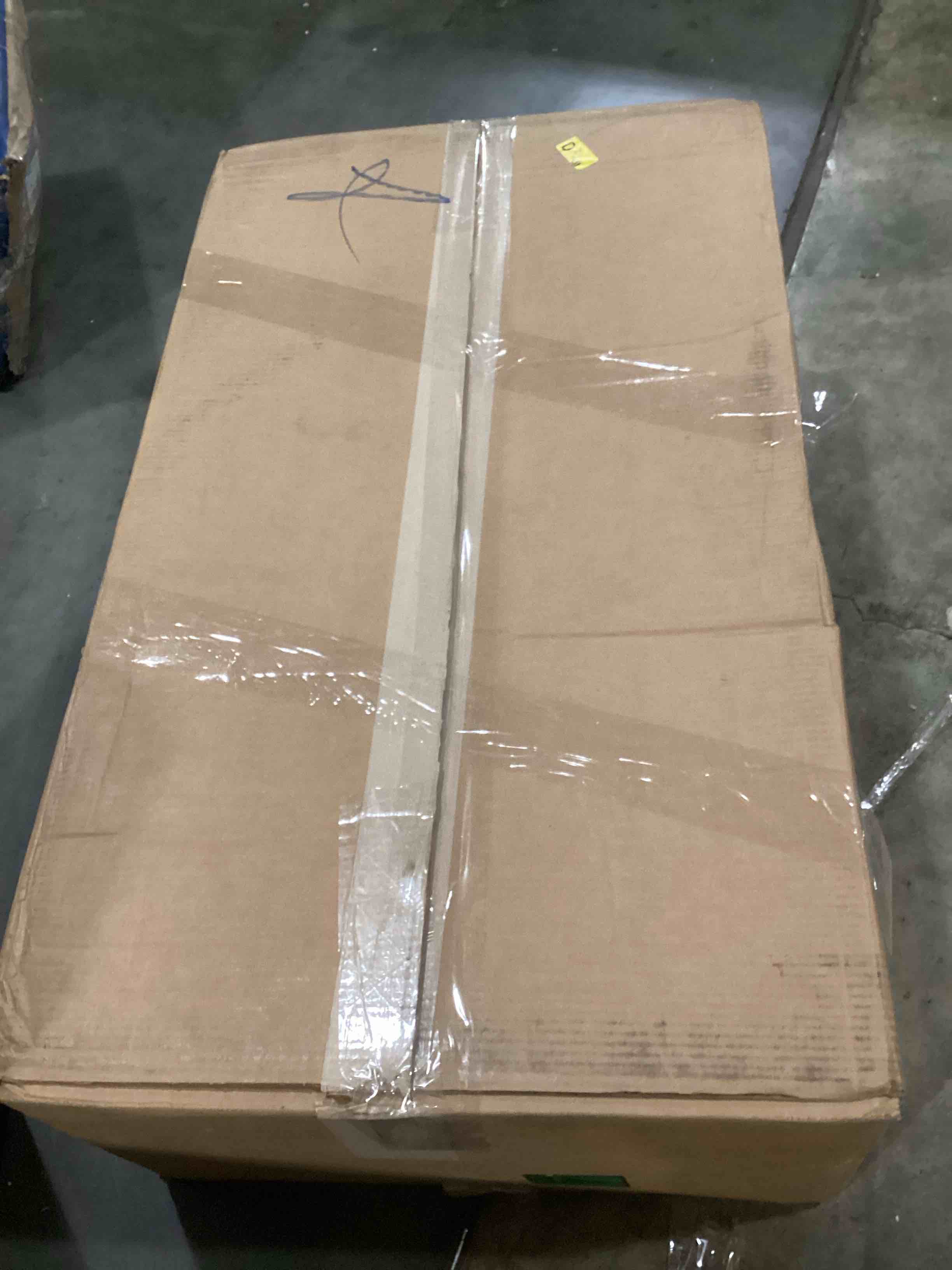 https://s3.amazonaws.com/lotting-images-prod/bidfta/BLU5829072_1718194453491.jpeg