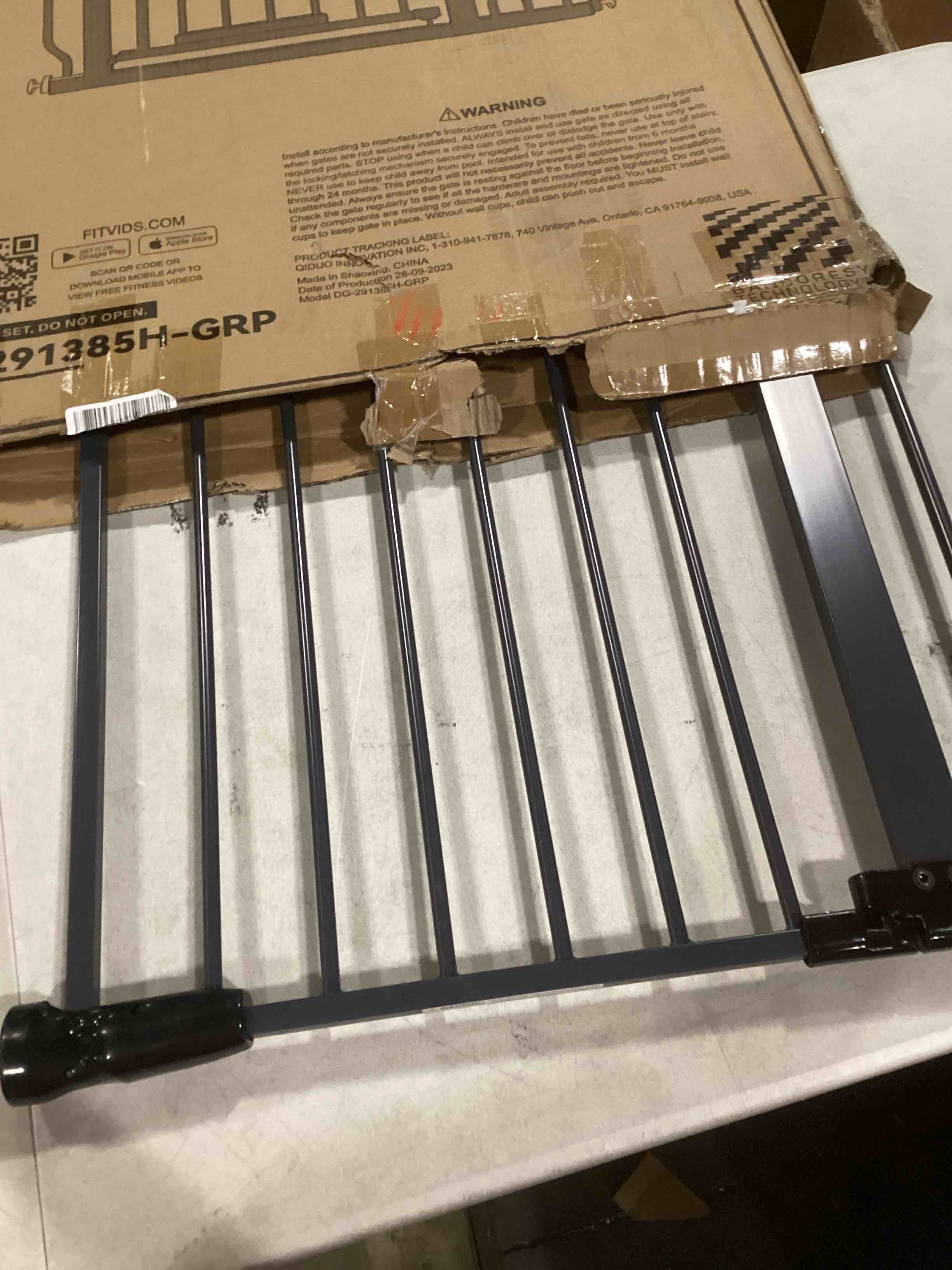 https://s3.amazonaws.com/lotting-images-prod/bidfta/BLU5829080_1718195887188.jpeg