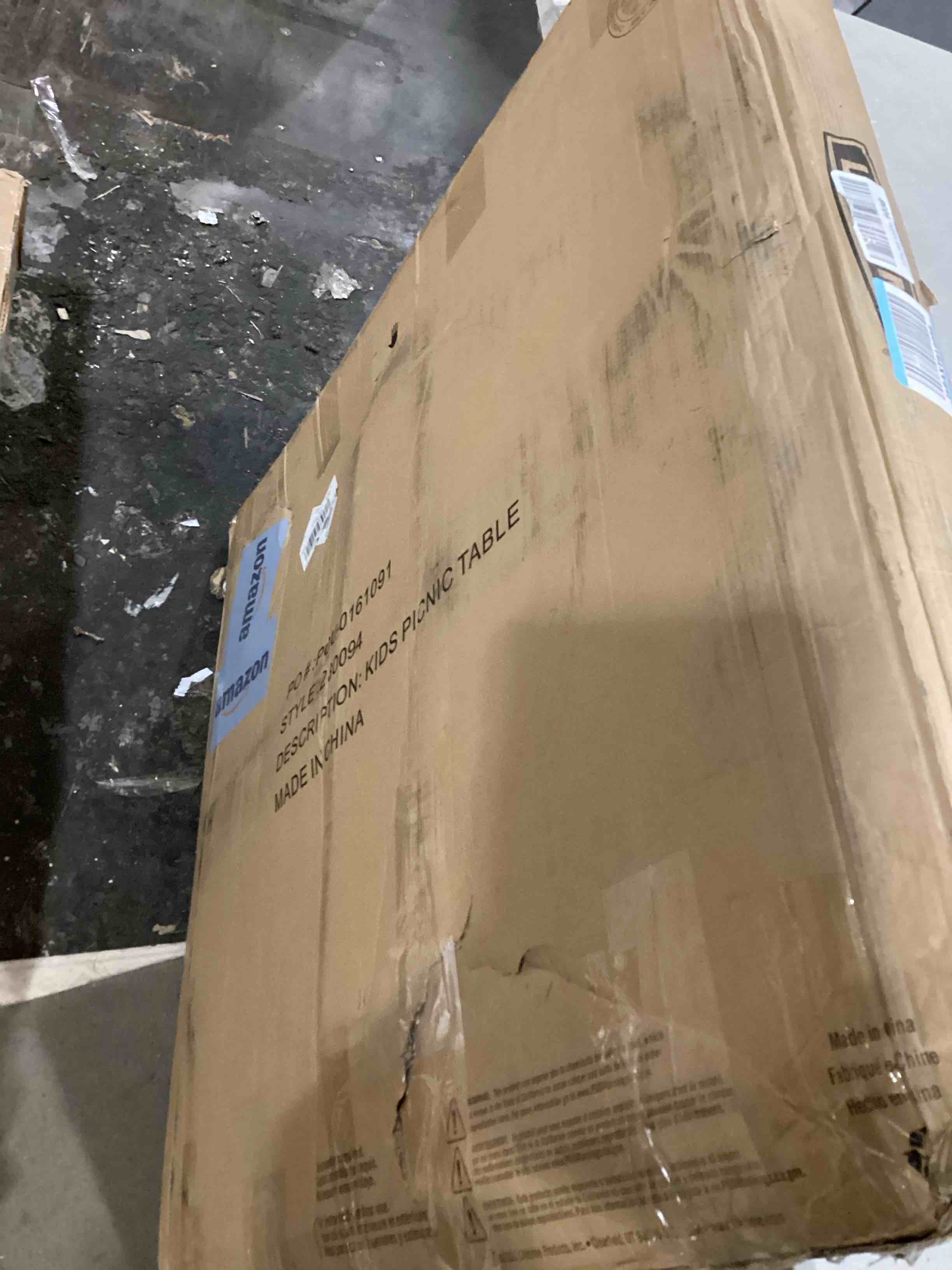 https://s3.amazonaws.com/lotting-images-prod/bidfta/BLU5829930_1718118808848.jpeg