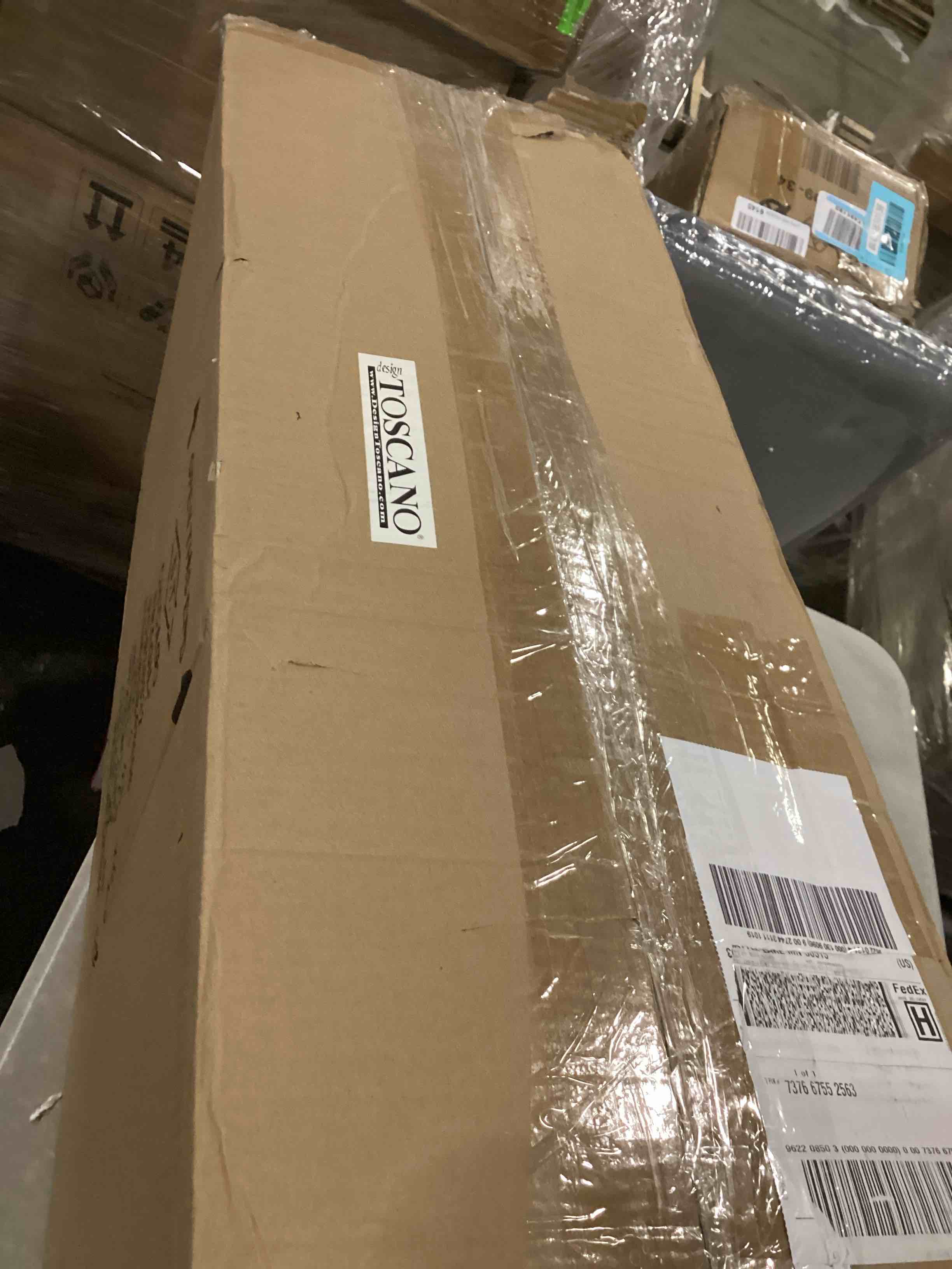 https://s3.amazonaws.com/lotting-images-prod/bidfta/BLU5830141_1718279780349.jpeg