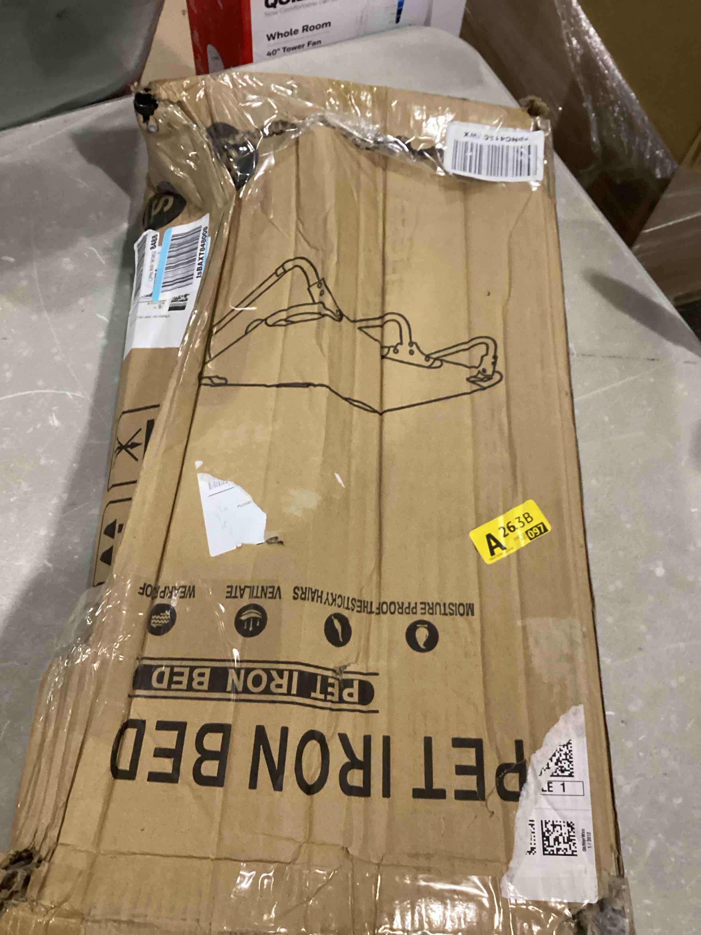 https://s3.amazonaws.com/lotting-images-prod/bidfta/BLU5830530_1718478808318.jpeg
