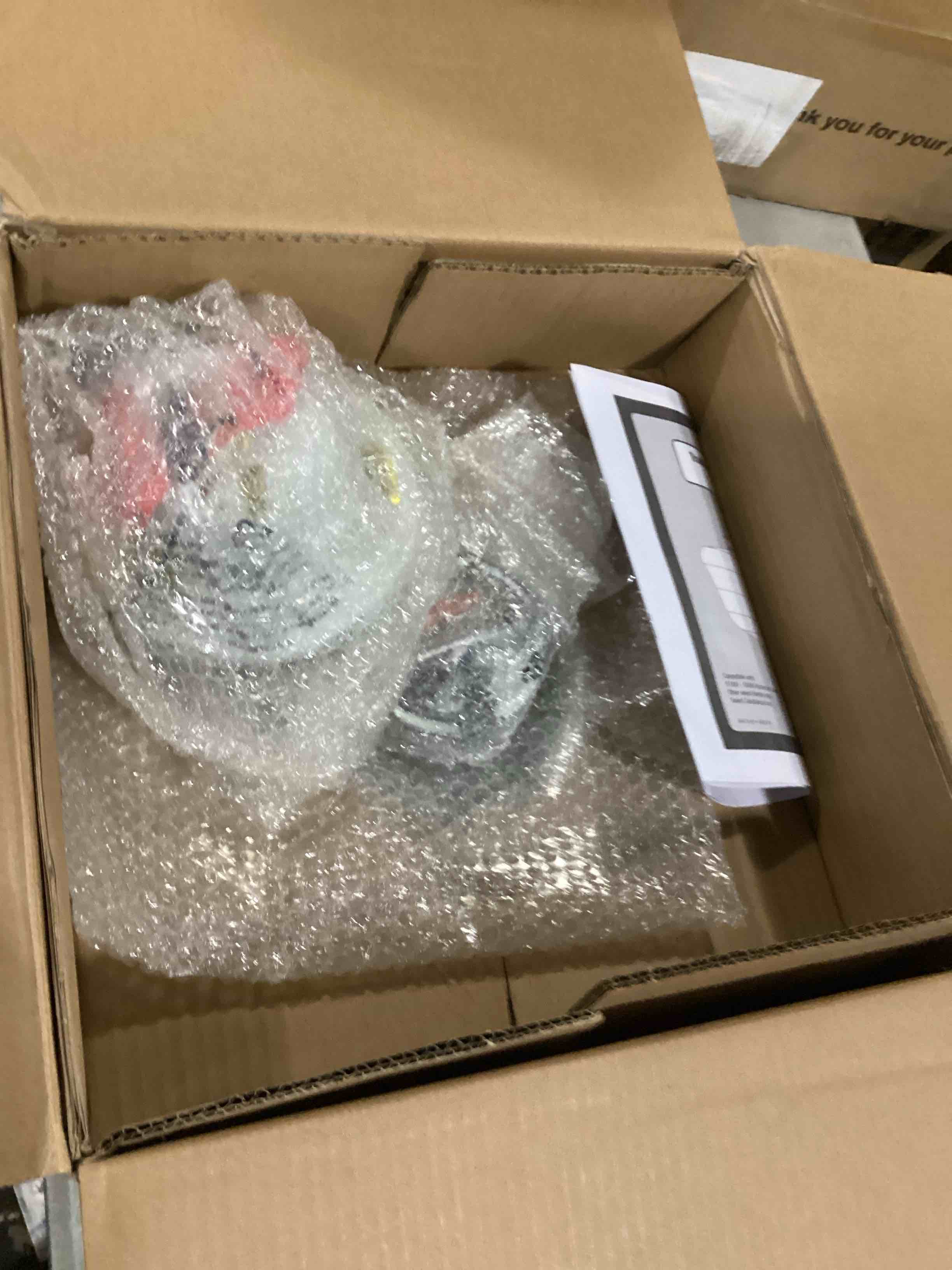 https://s3.amazonaws.com/lotting-images-prod/bidfta/BLU5830644_1718712969770.jpeg