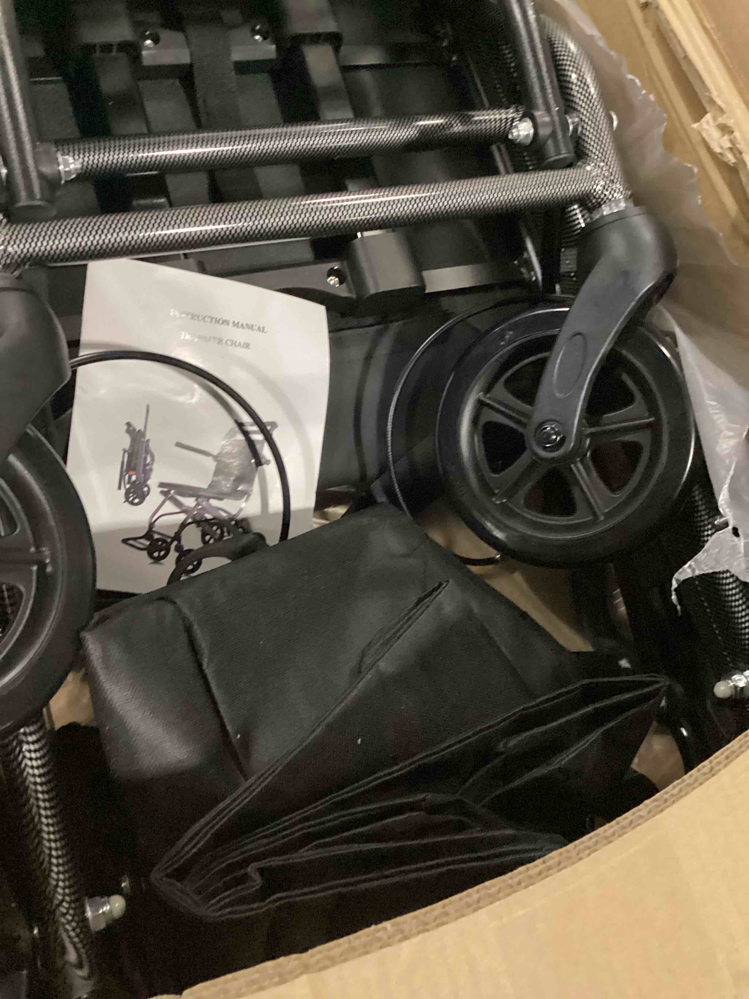 https://s3.amazonaws.com/lotting-images-prod/bidfta/BLU5830679_1718721318858.jpeg
