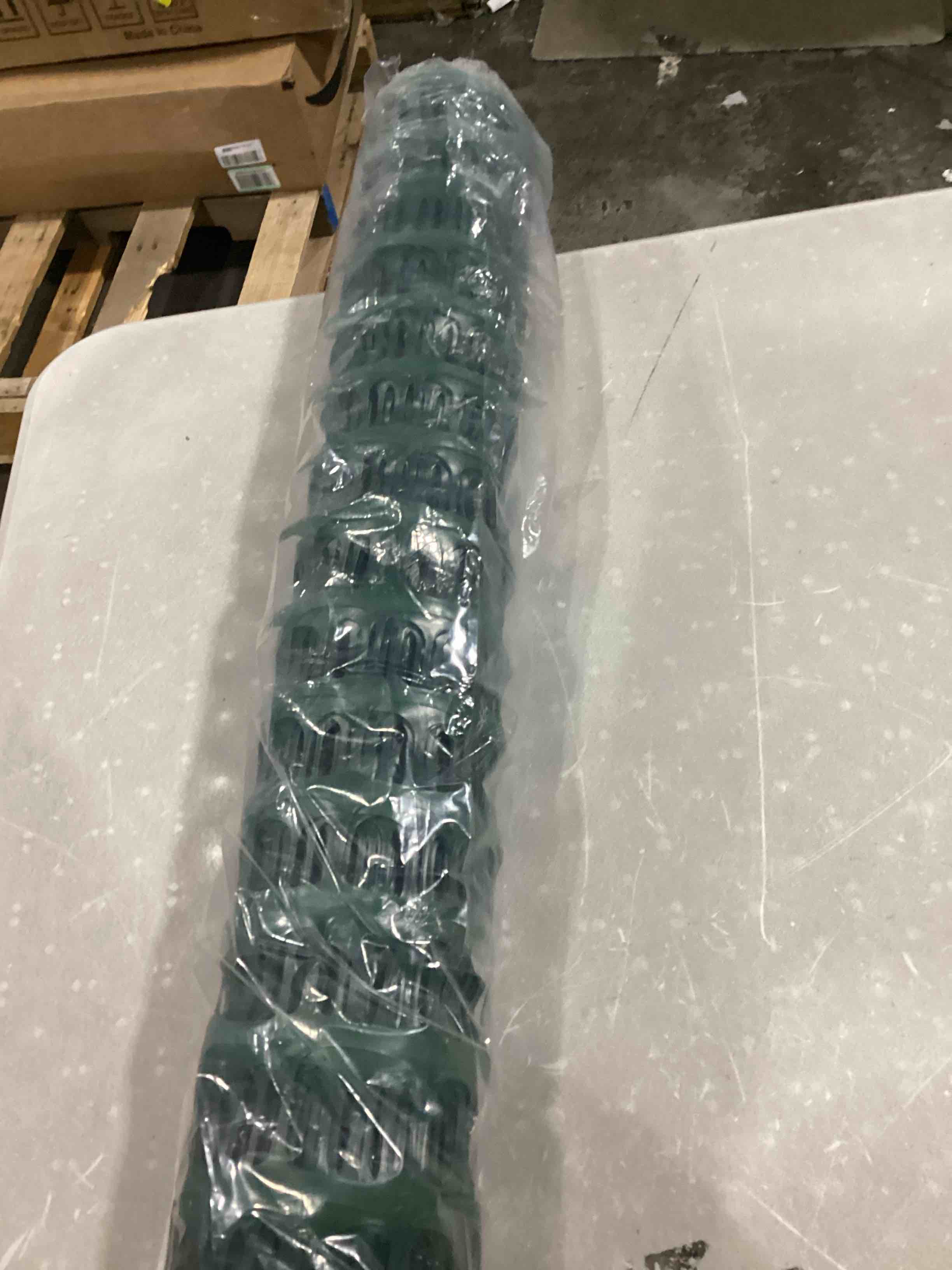 https://s3.amazonaws.com/lotting-images-prod/bidfta/BLU5830687_1718722311929.jpeg