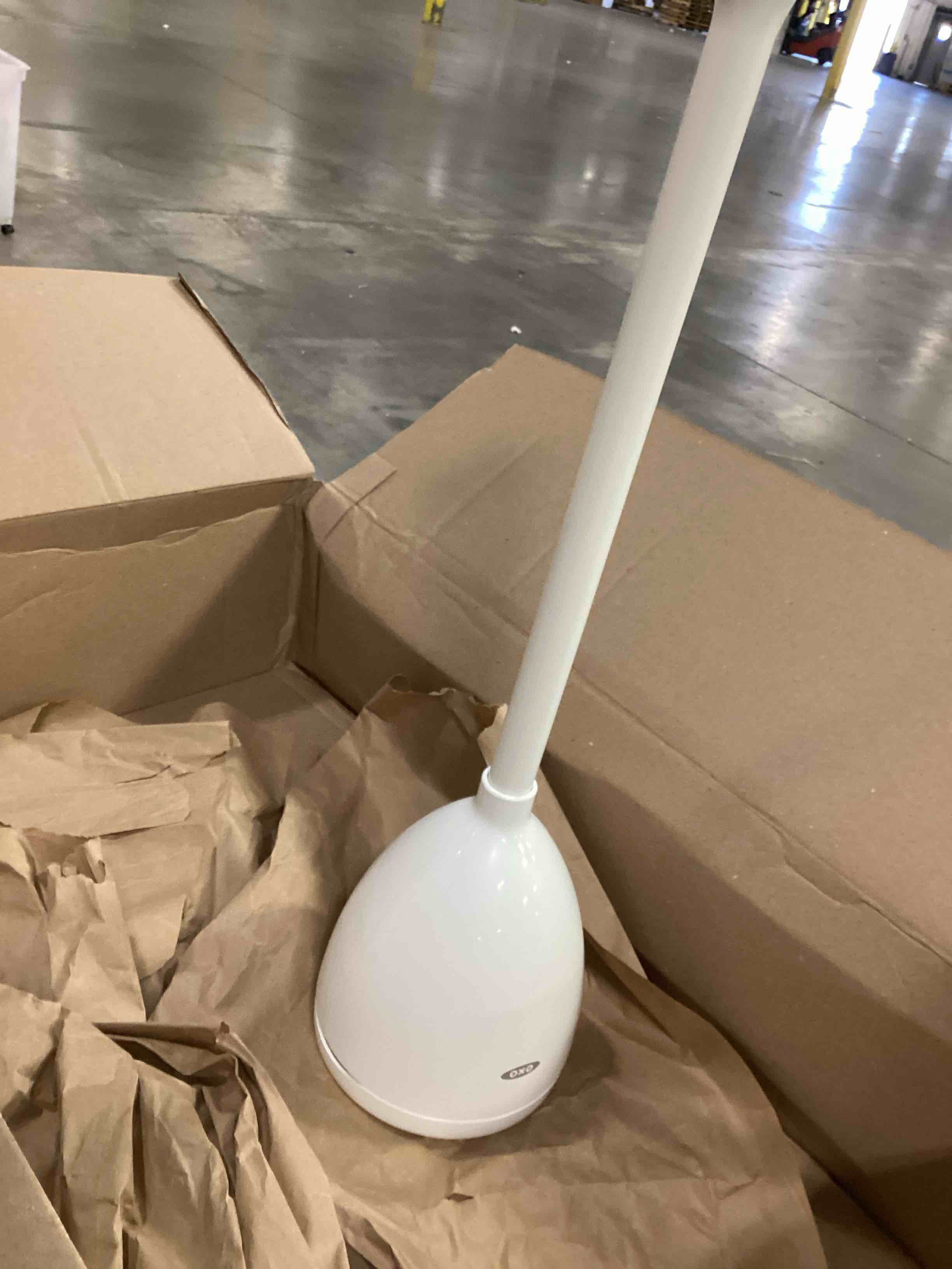 https://s3.amazonaws.com/lotting-images-prod/bidfta/BLU5831724_1718029531146.jpeg