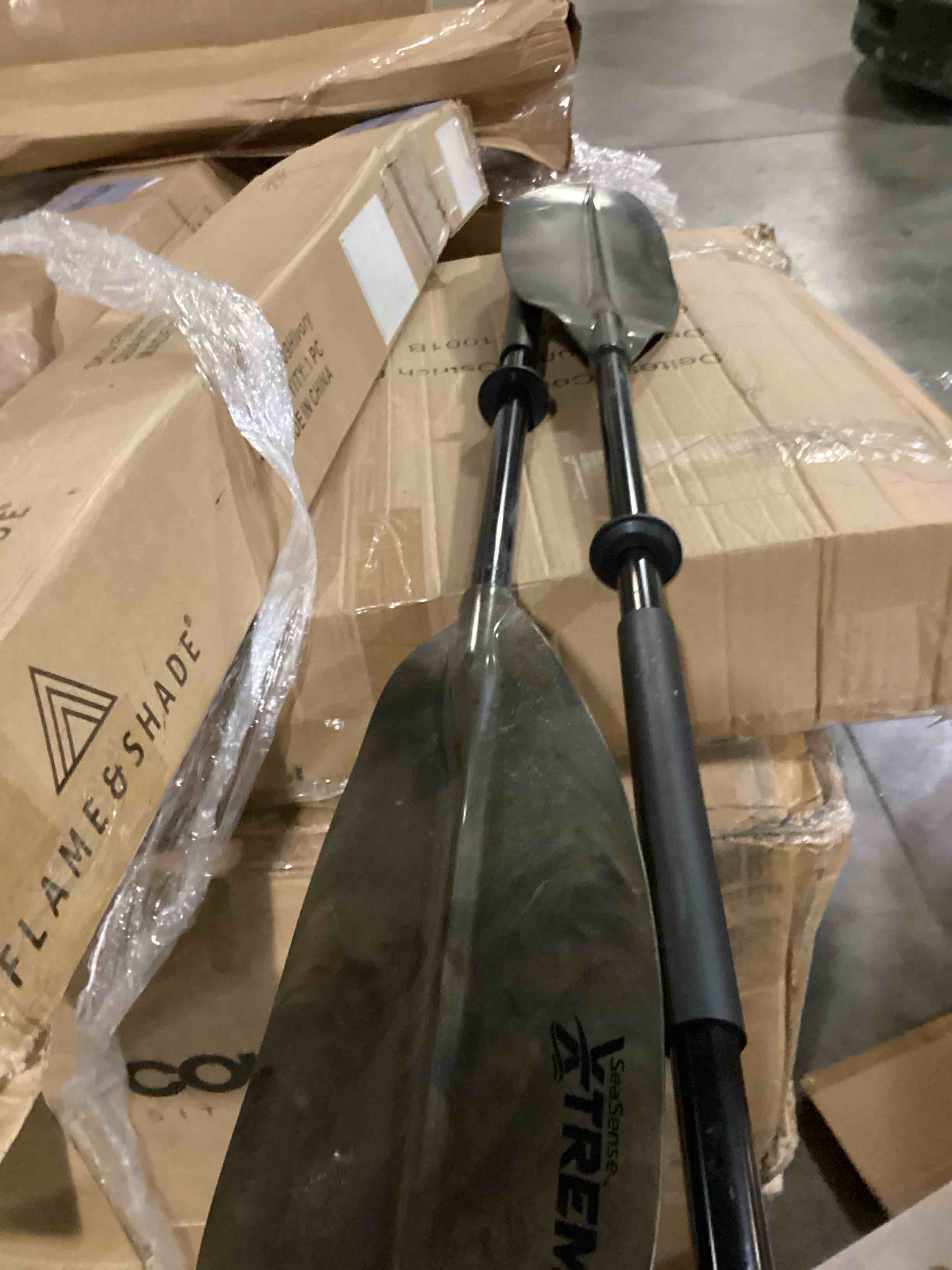 https://s3.amazonaws.com/lotting-images-prod/bidfta/BLU5832687_1717766034624.jpeg
