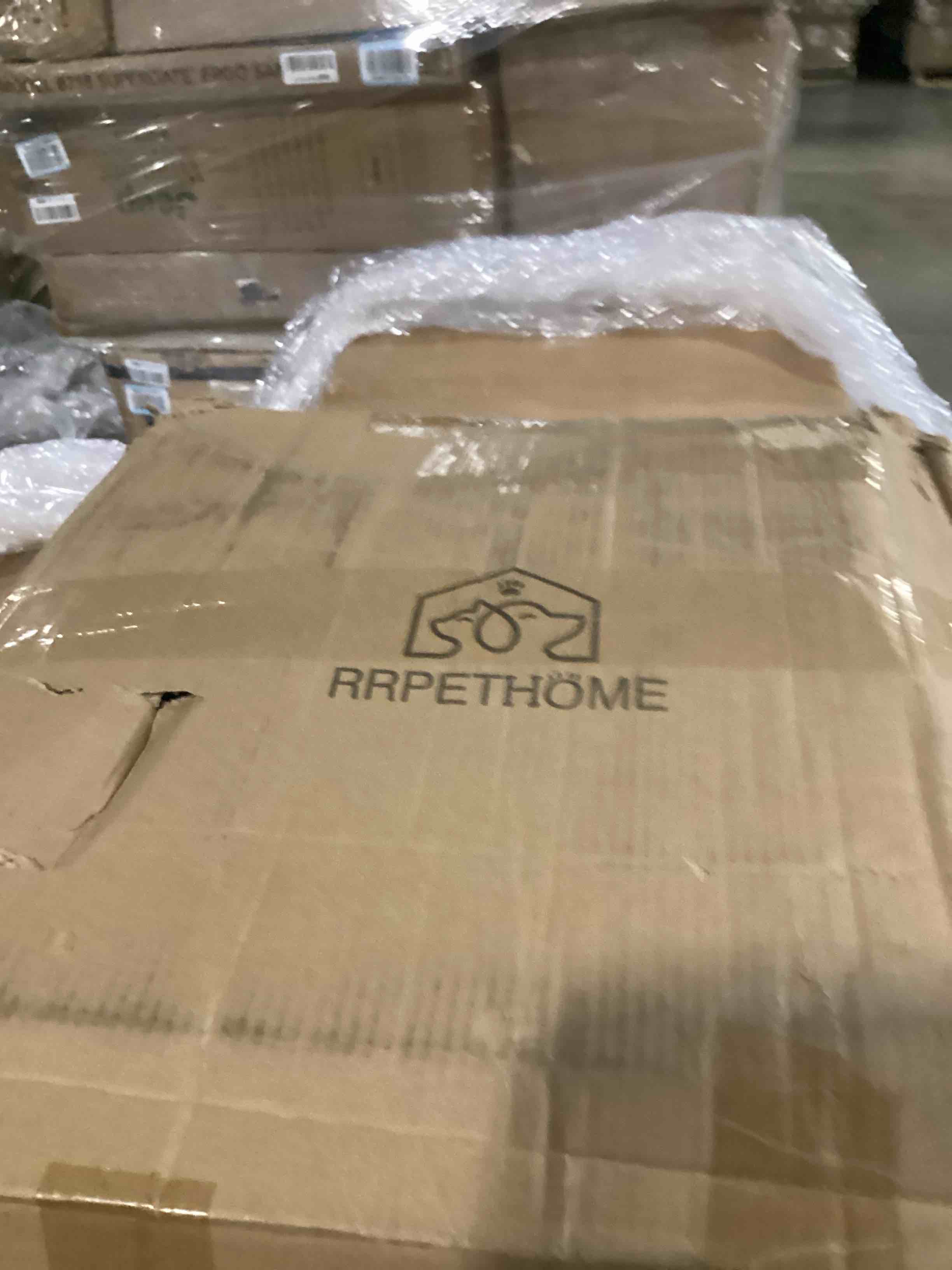 https://s3.amazonaws.com/lotting-images-prod/bidfta/BLU5833303_1718384639609.jpeg