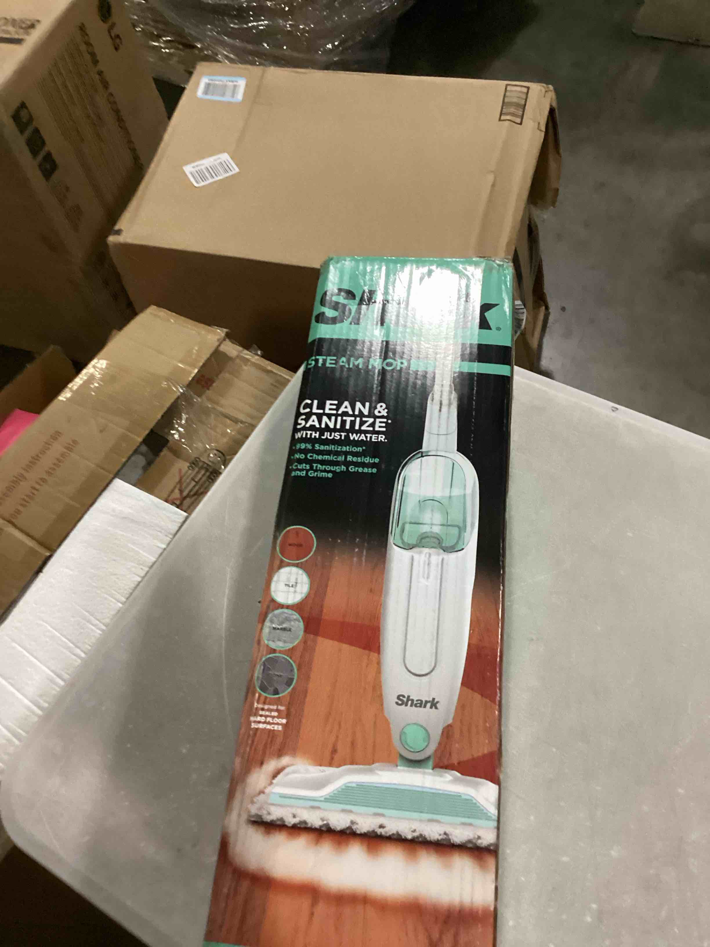 https://s3.amazonaws.com/lotting-images-prod/bidfta/BLU5833551_1718708889814.jpeg