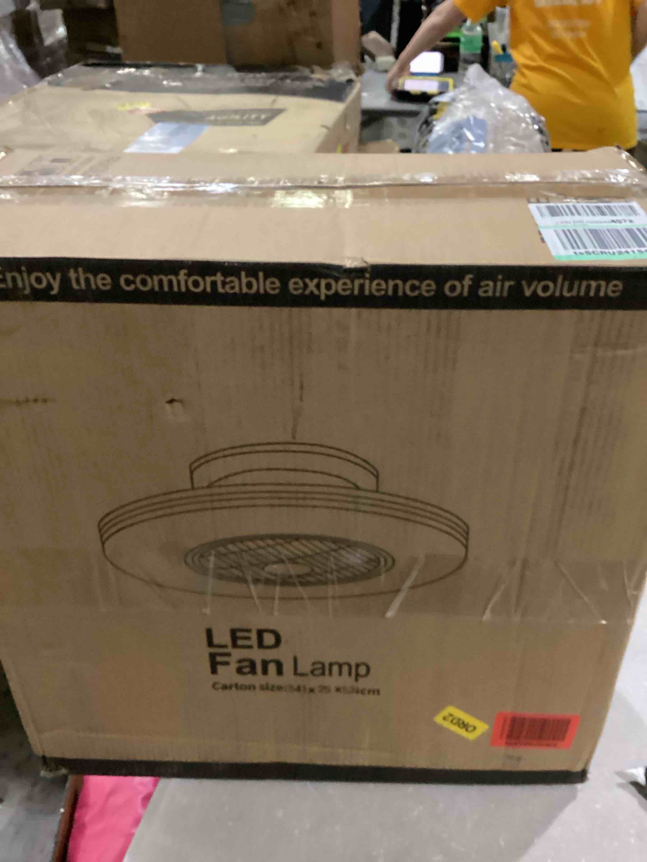 https://s3.amazonaws.com/lotting-images-prod/bidfta/BLU5833782_1718817594631.jpeg