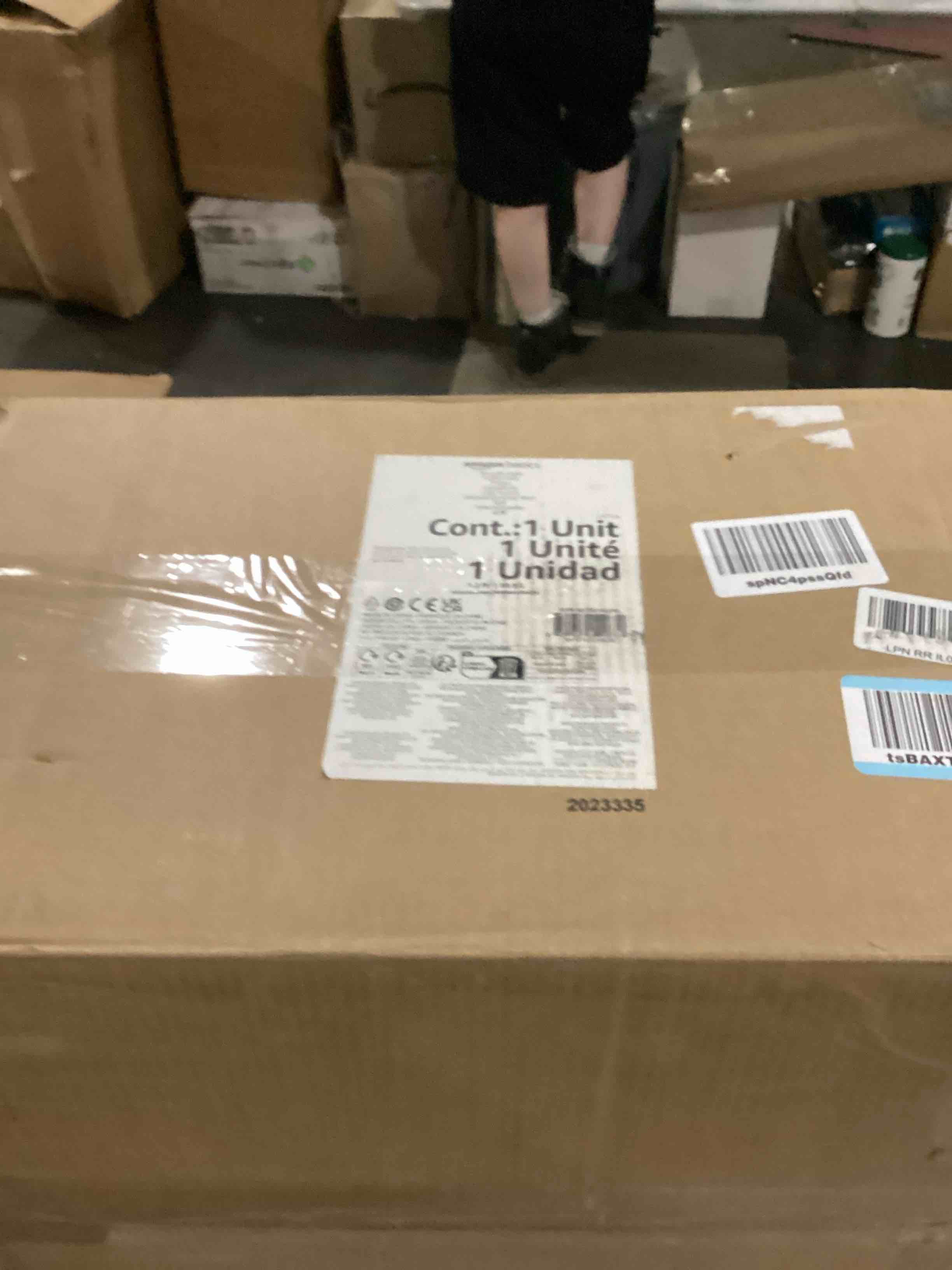https://s3.amazonaws.com/lotting-images-prod/bidfta/BLU5833857_1718891285058.jpeg