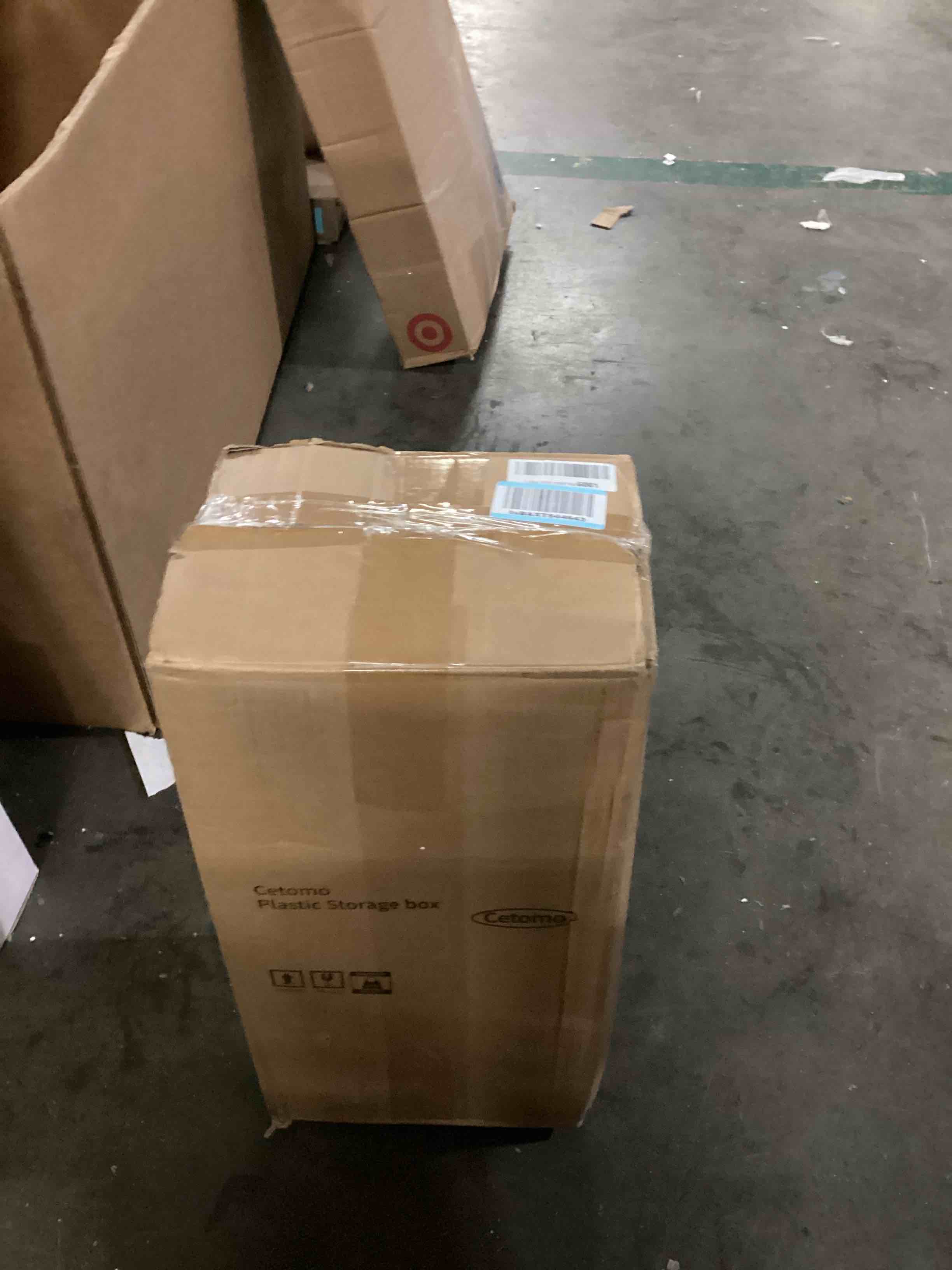 https://s3.amazonaws.com/lotting-images-prod/bidfta/BLU5834208_1717160041864.jpeg