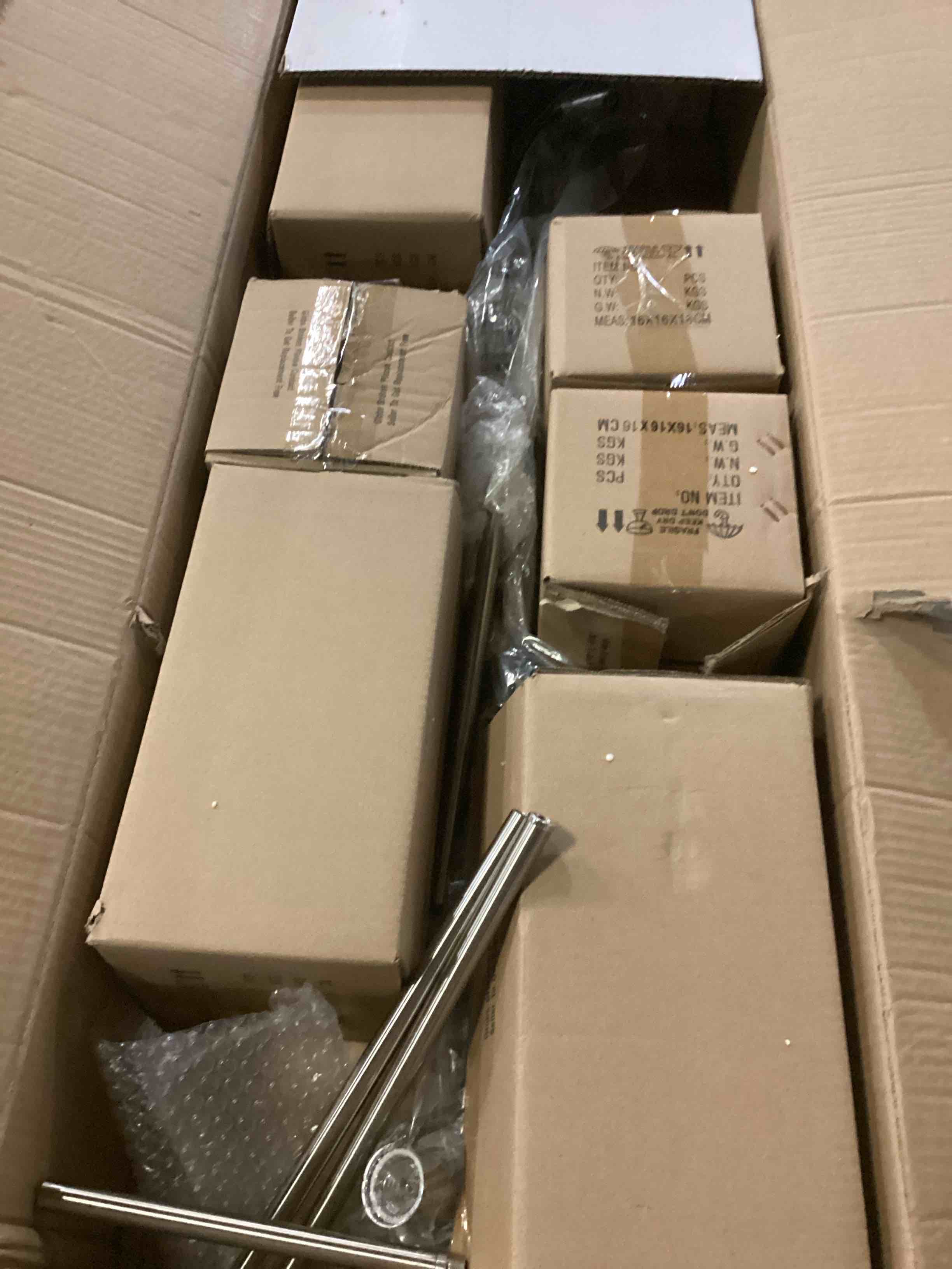https://s3.amazonaws.com/lotting-images-prod/bidfta/BLU5834498_1717424588241.jpeg