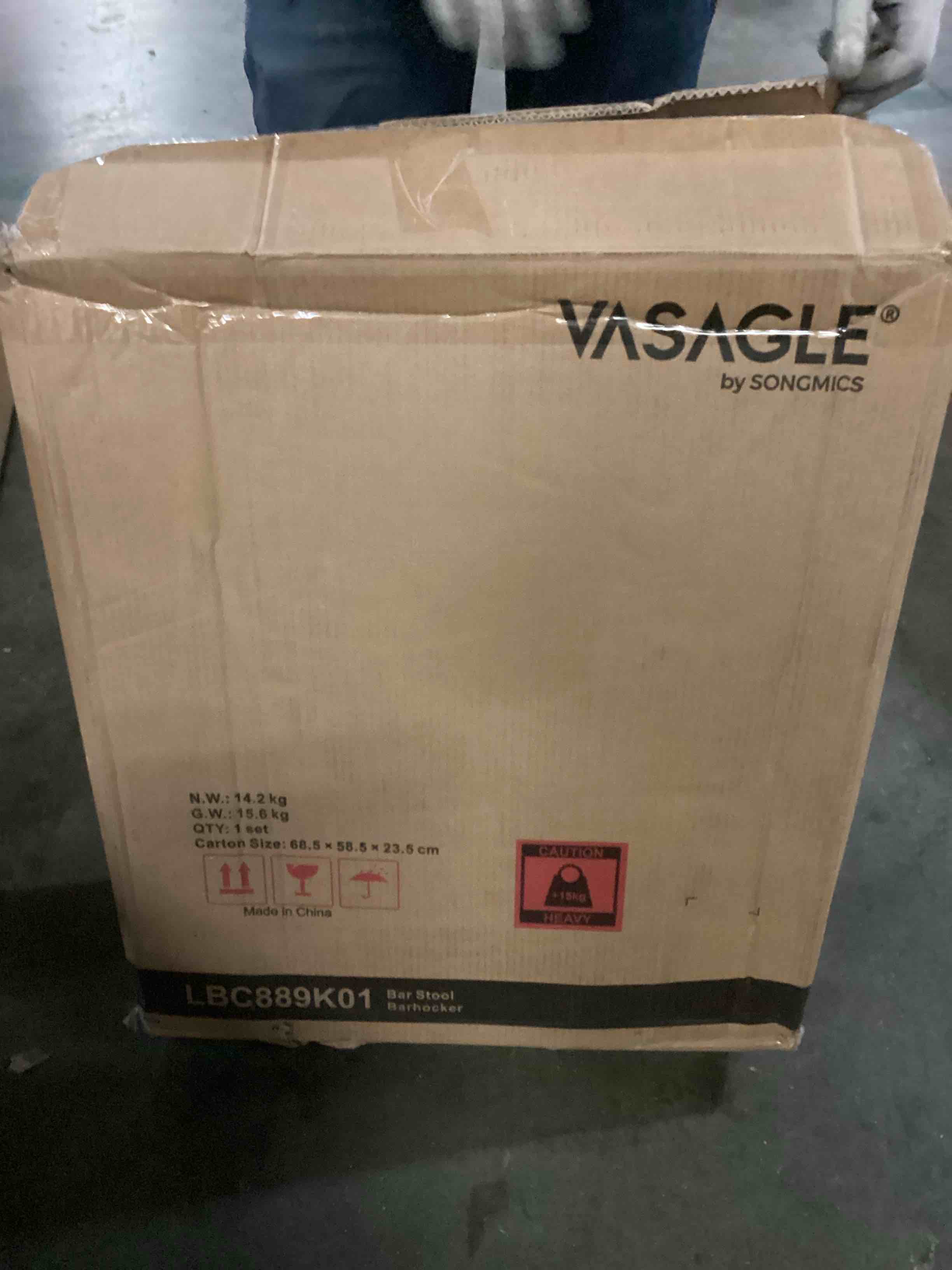 https://s3.amazonaws.com/lotting-images-prod/bidfta/BLU5834872_1717672852162.jpeg