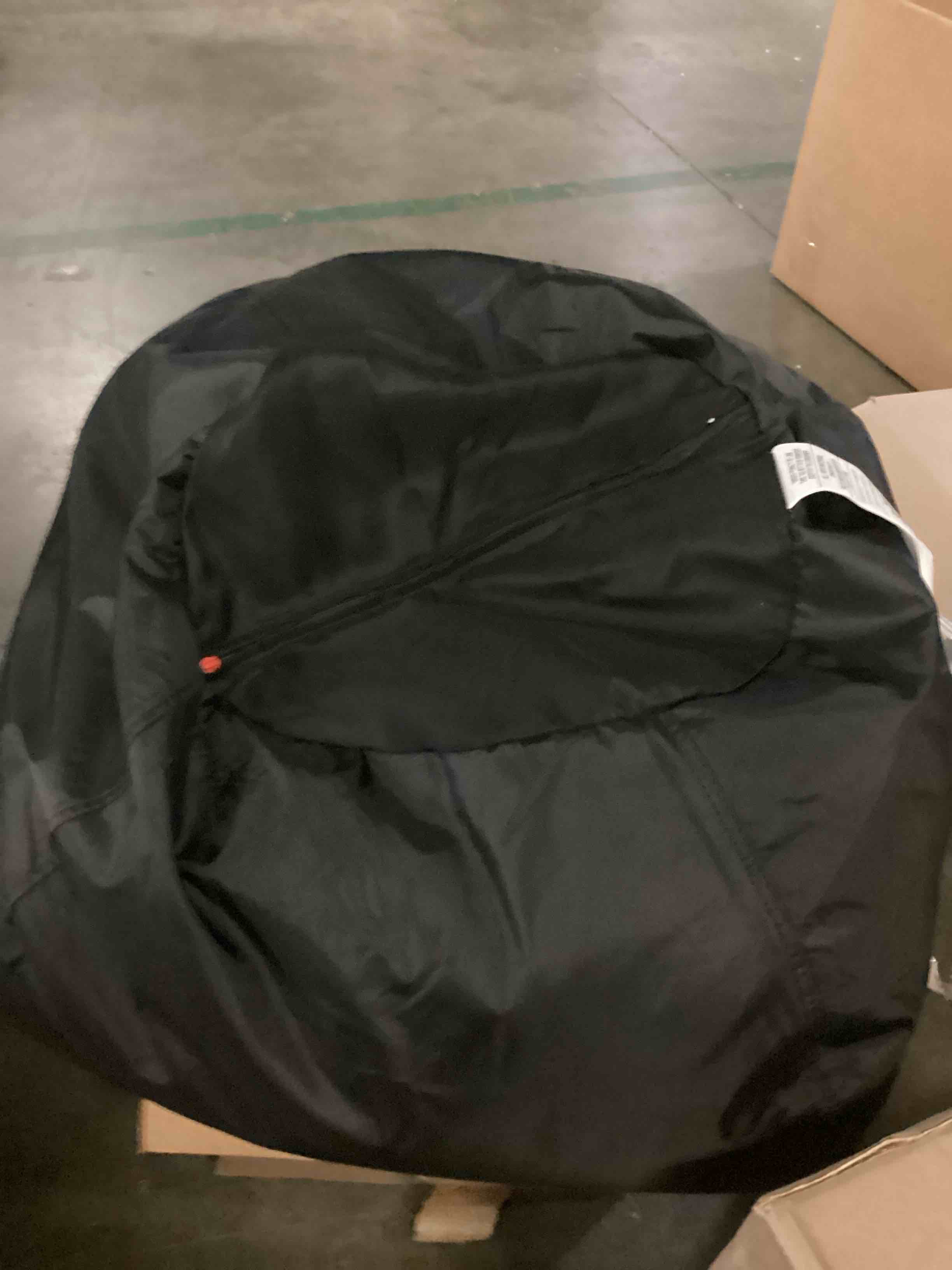 https://s3.amazonaws.com/lotting-images-prod/bidfta/BLU5834899_1717677175310.jpeg
