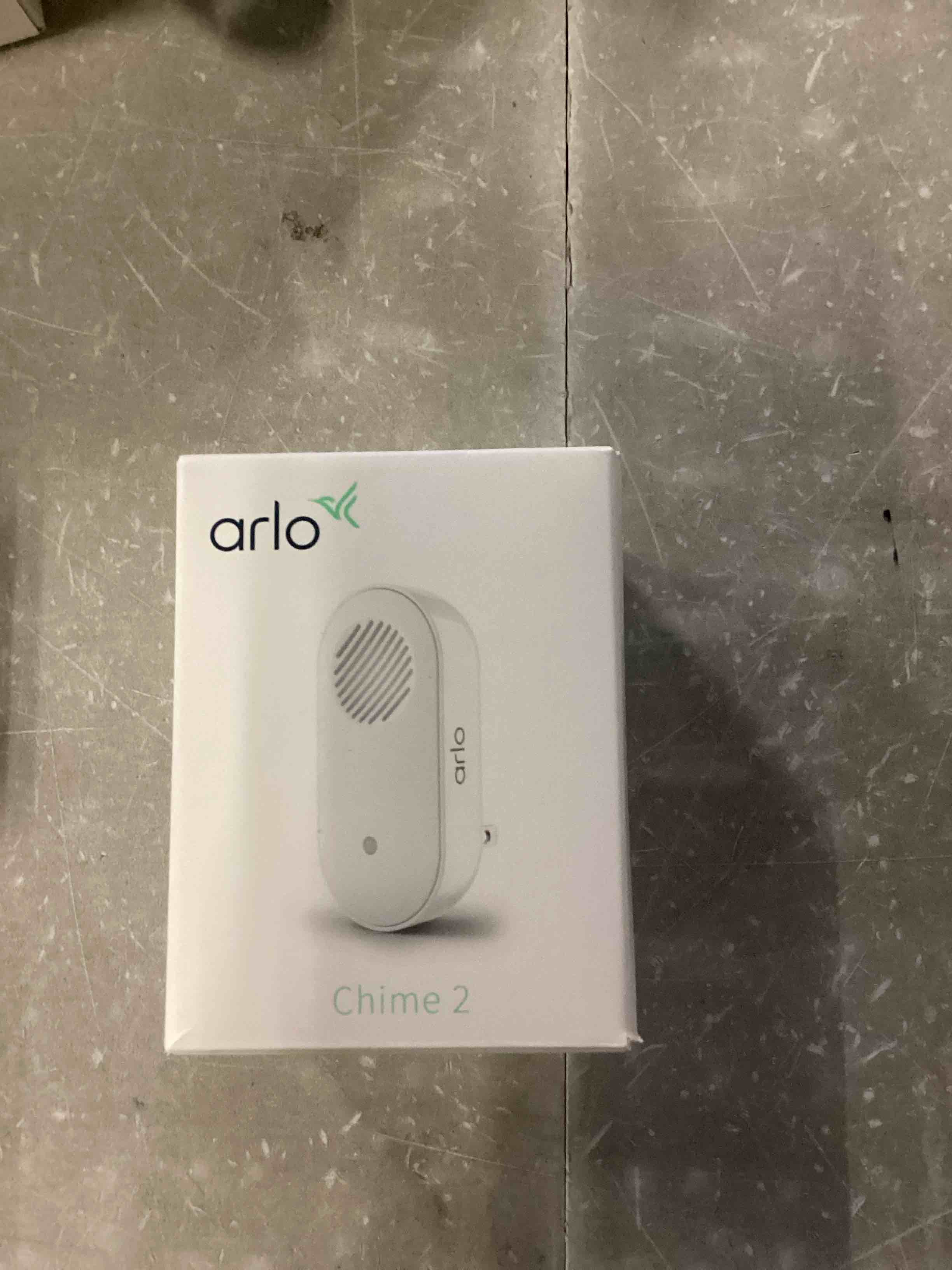 https://s3.amazonaws.com/lotting-images-prod/bidfta/BLU5834983_1717698272913.jpeg
