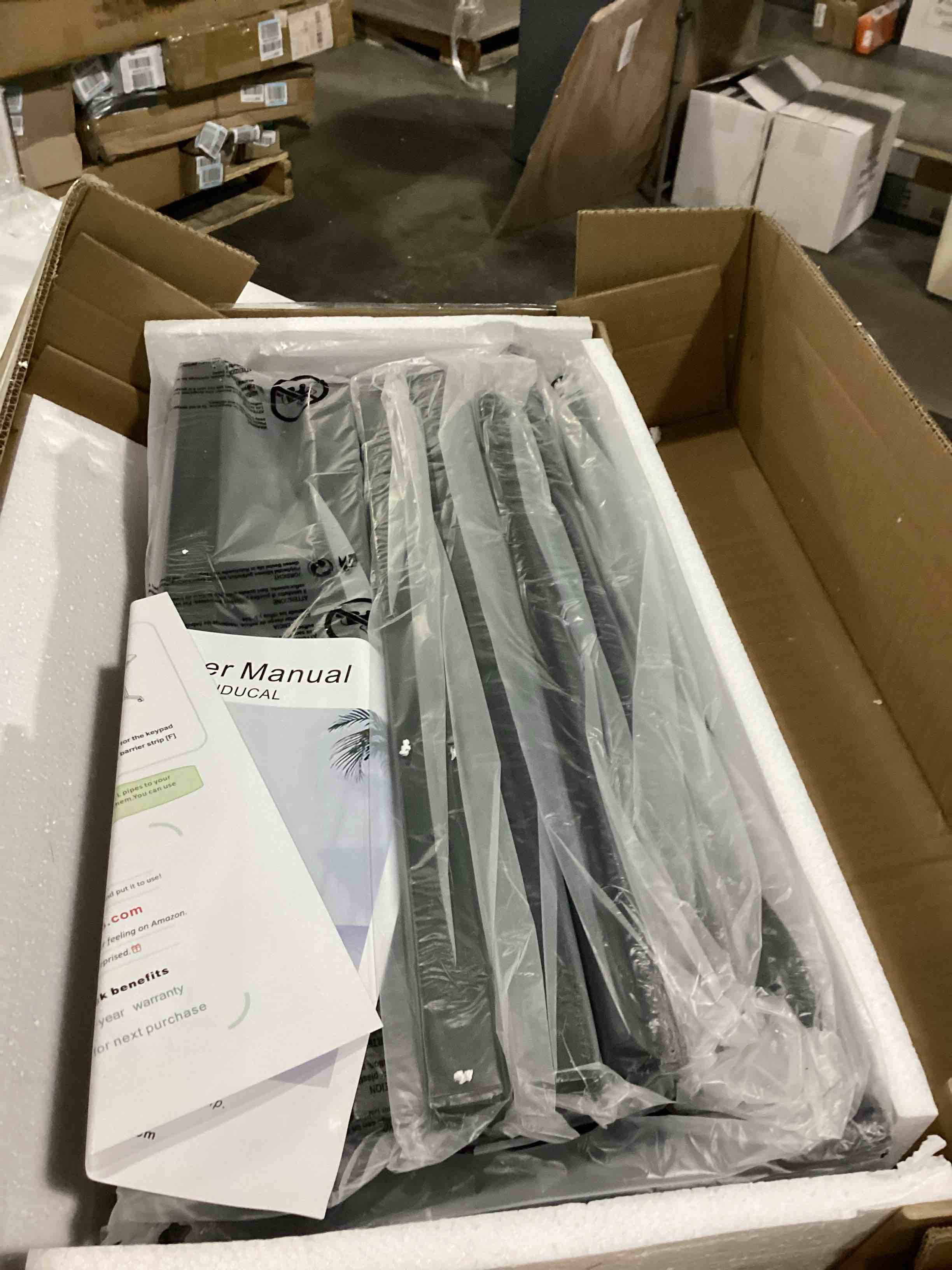 https://s3.amazonaws.com/lotting-images-prod/bidfta/BLU5835717_1717416665632.jpeg
