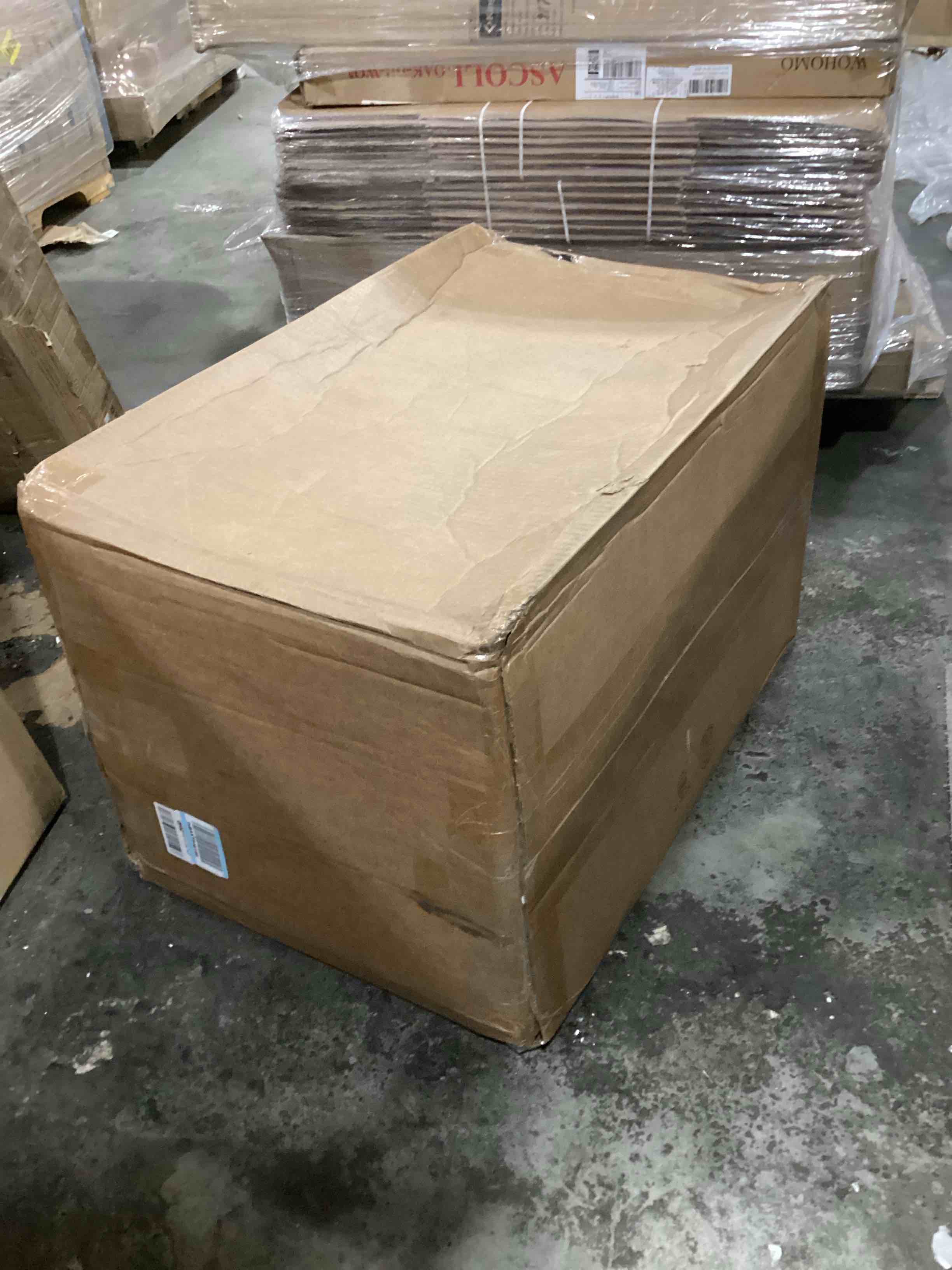 https://s3.amazonaws.com/lotting-images-prod/bidfta/BLU5835800_1717499944554.jpeg
