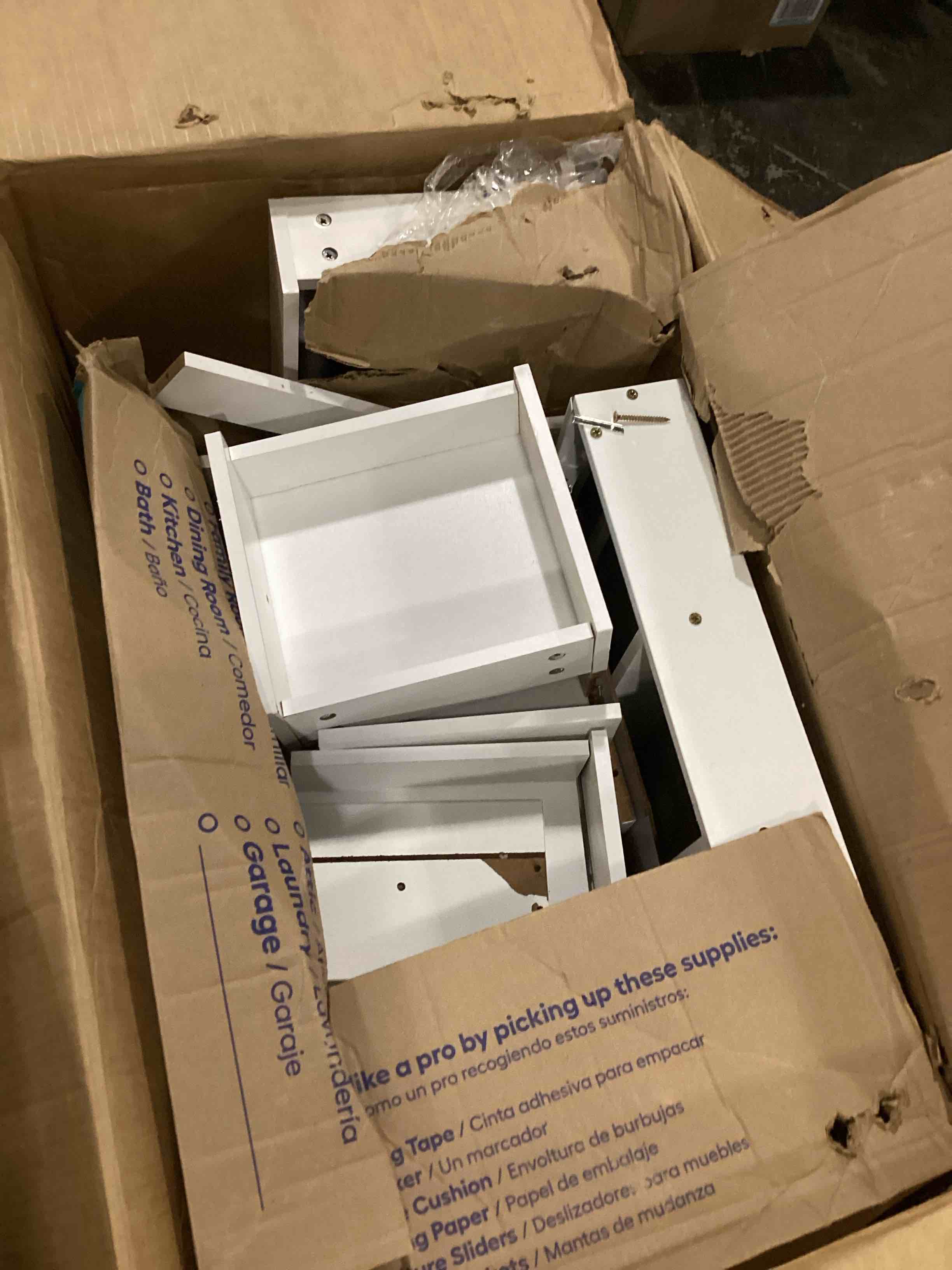 https://s3.amazonaws.com/lotting-images-prod/bidfta/BLU5835800_1717500048999.jpeg