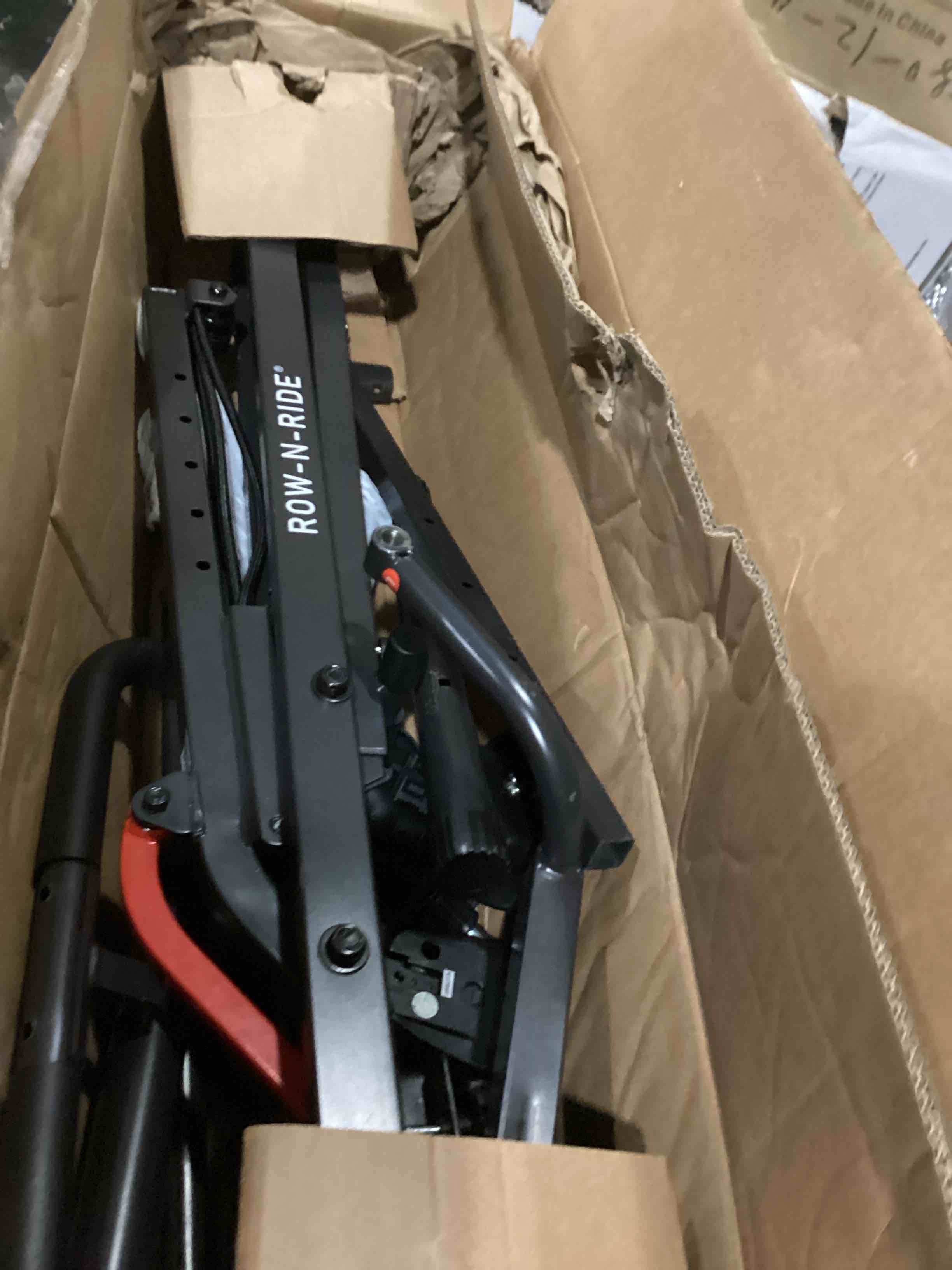 https://s3.amazonaws.com/lotting-images-prod/bidfta/BLU5836083_1717759439433.jpeg