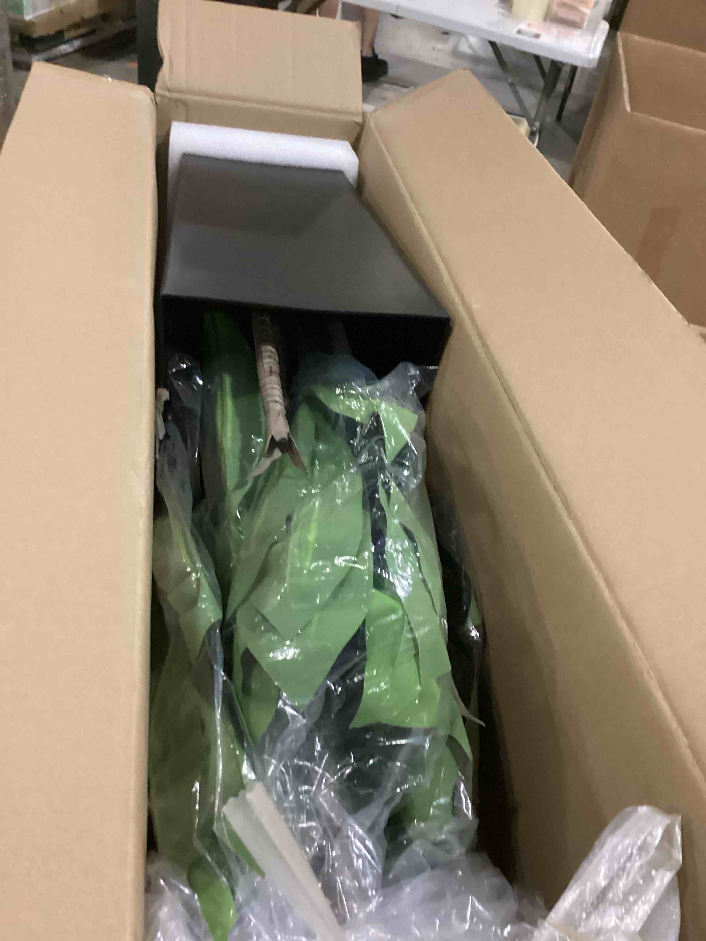 https://s3.amazonaws.com/lotting-images-prod/bidfta/BLU5836126_1717771437094.jpeg