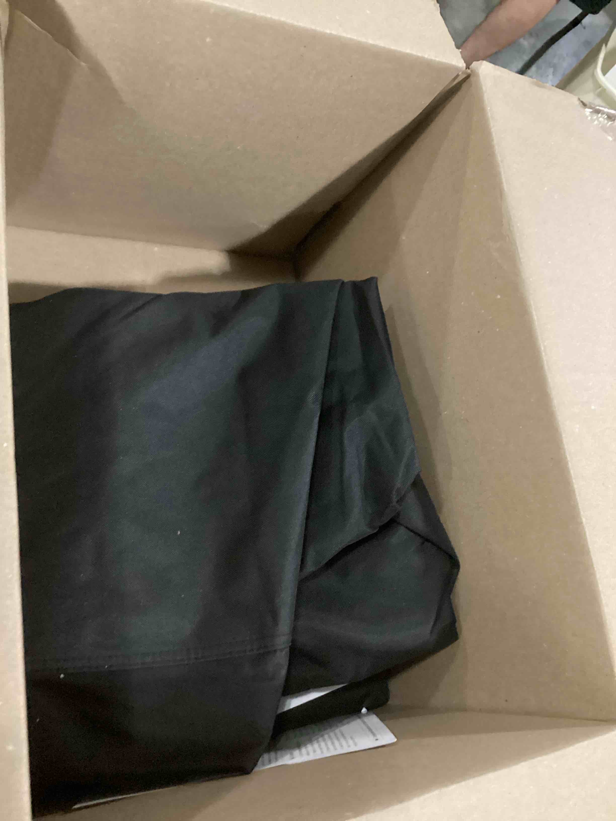 https://s3.amazonaws.com/lotting-images-prod/bidfta/BLU5836775_1718715597214.jpeg