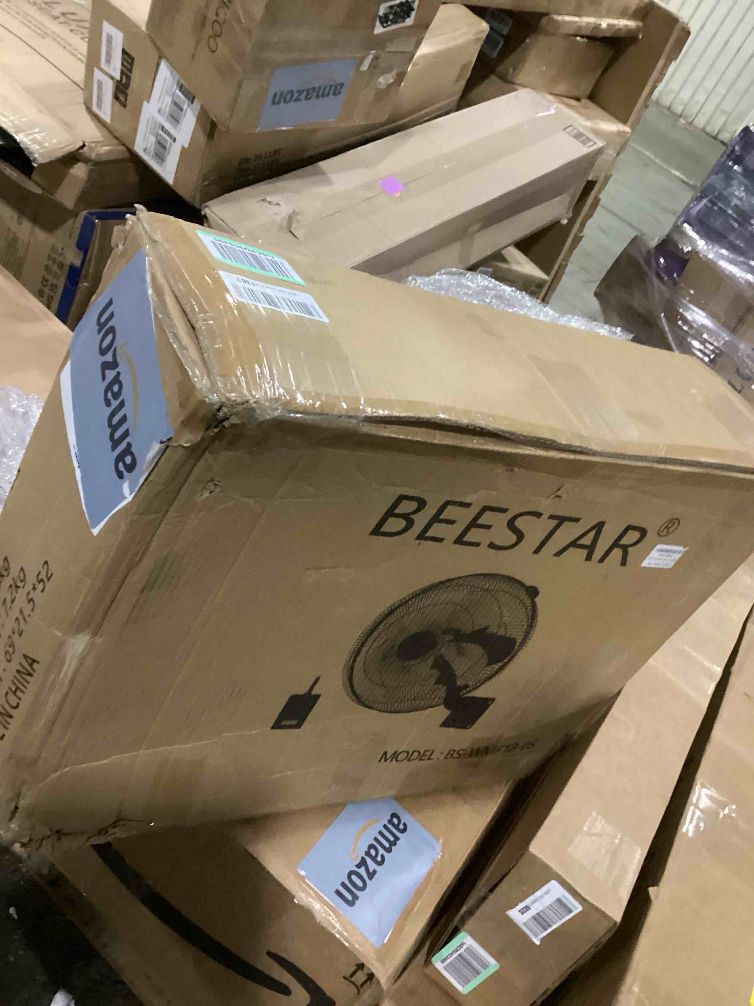 https://s3.amazonaws.com/lotting-images-prod/bidfta/BLU5836791_1718720424091.jpeg