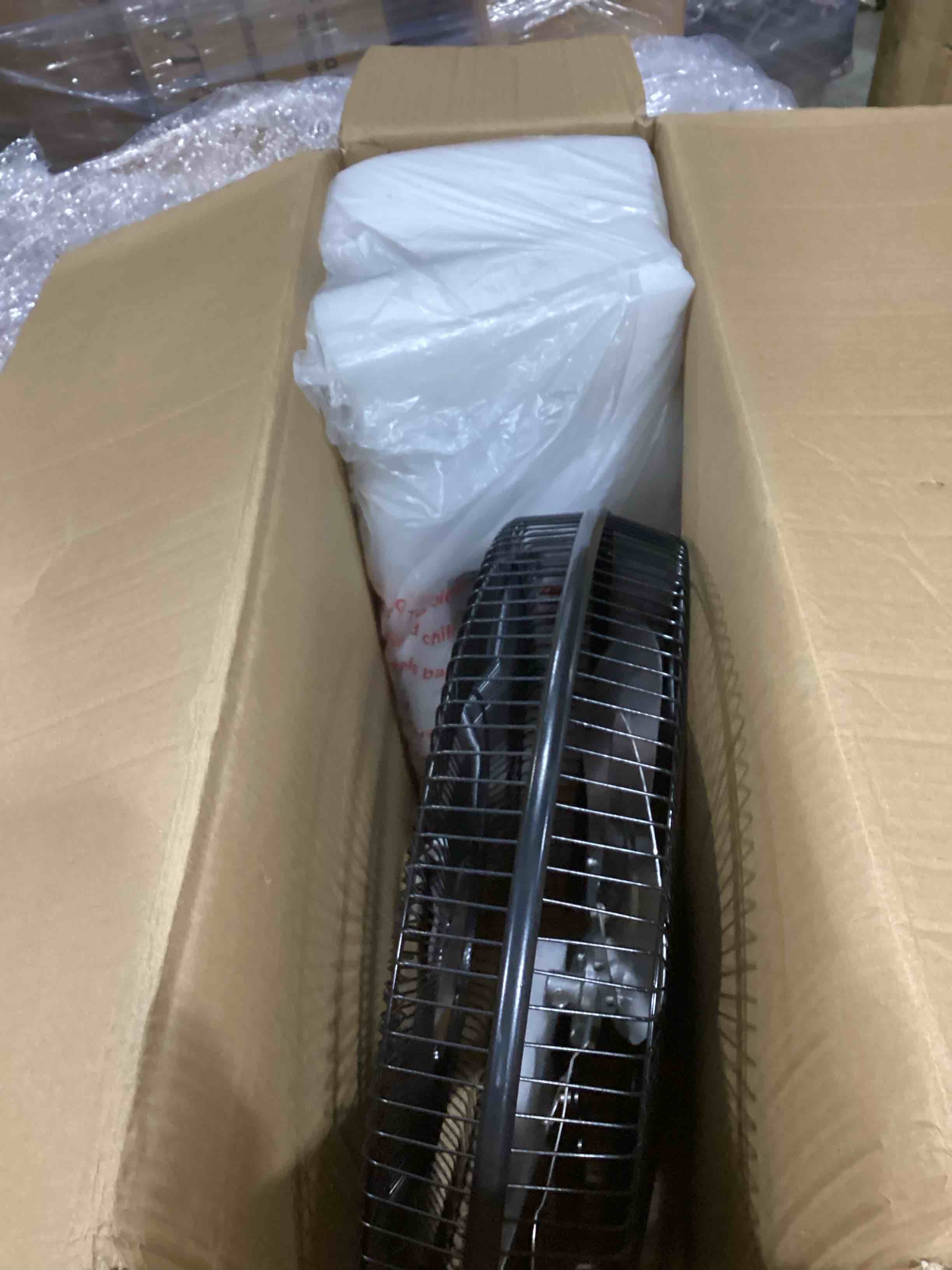 https://s3.amazonaws.com/lotting-images-prod/bidfta/BLU5836791_1718720520195.jpeg