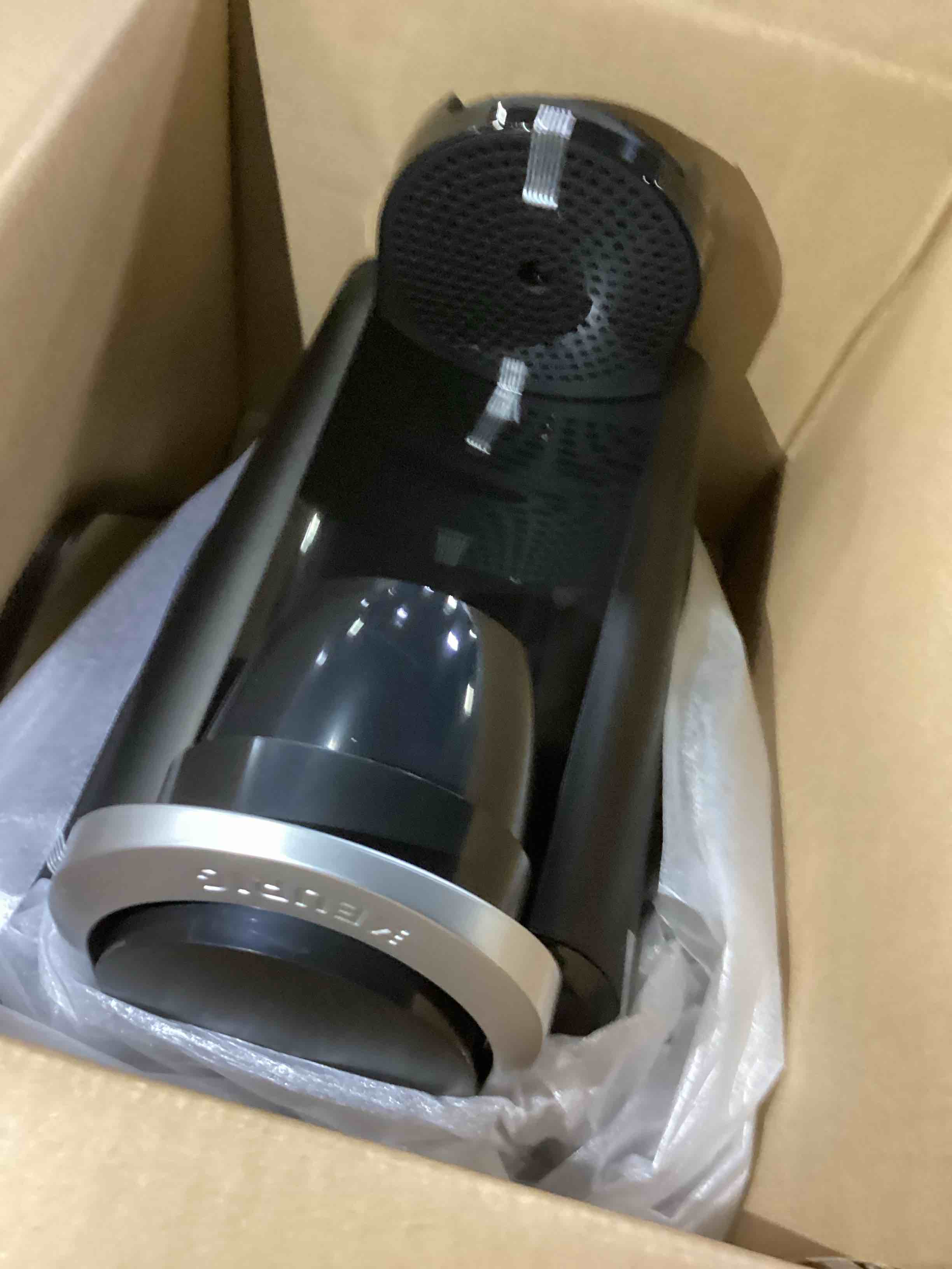 https://s3.amazonaws.com/lotting-images-prod/bidfta/BLU5837311_1717673382314.jpeg