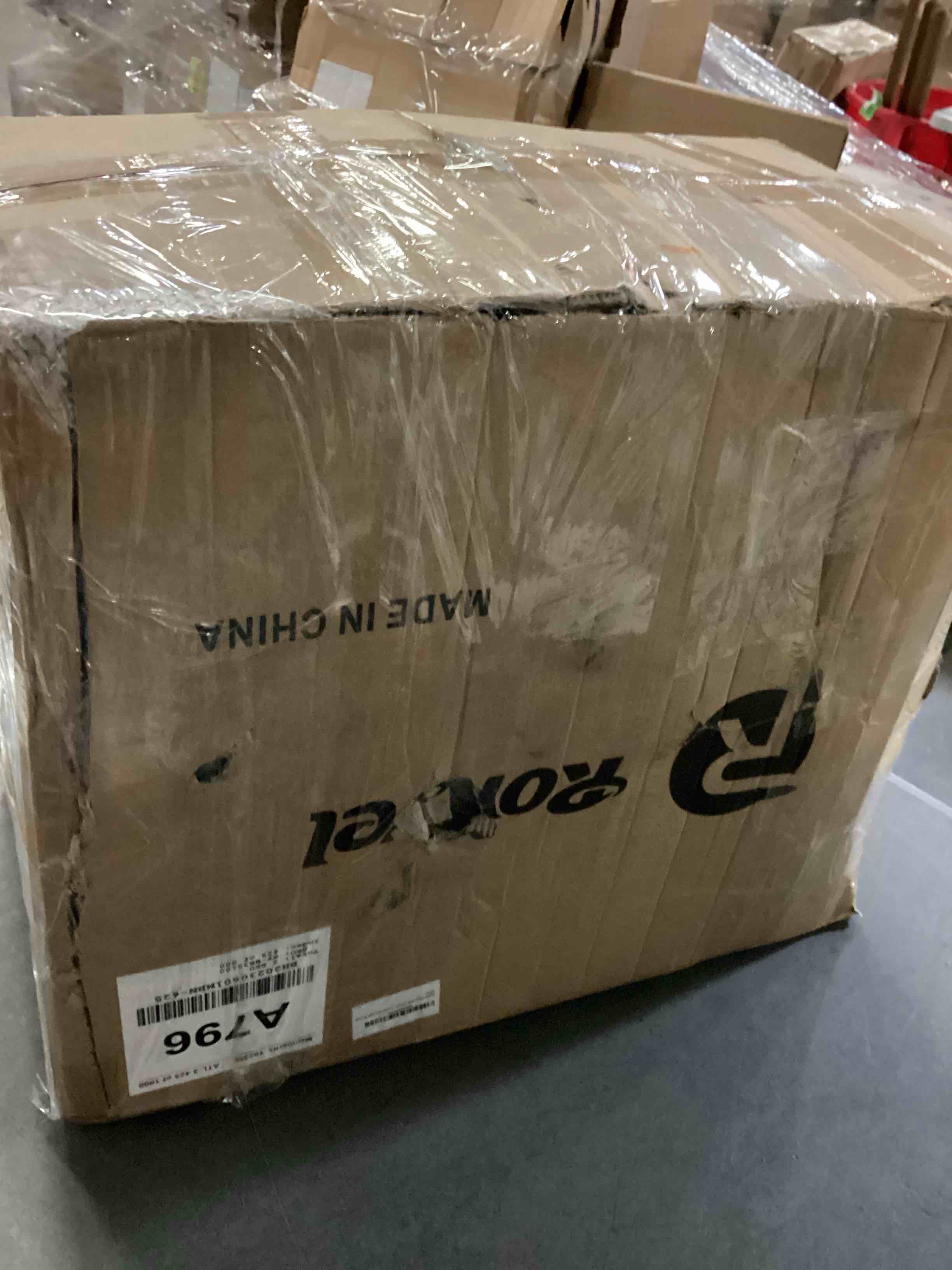 https://s3.amazonaws.com/lotting-images-prod/bidfta/BLU5837608_1718027504393.jpeg