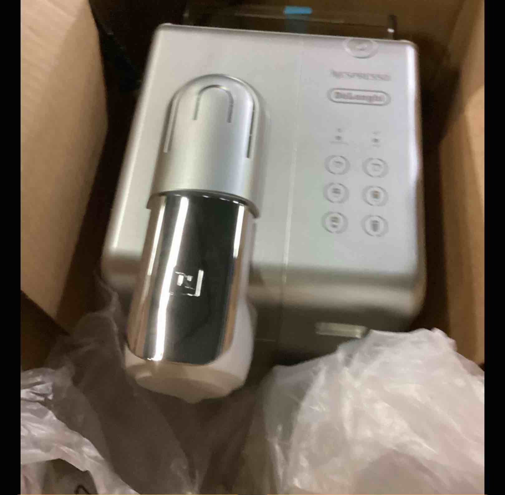 https://s3.amazonaws.com/lotting-images-prod/bidfta/BLU5837790_1718128239108.jpeg